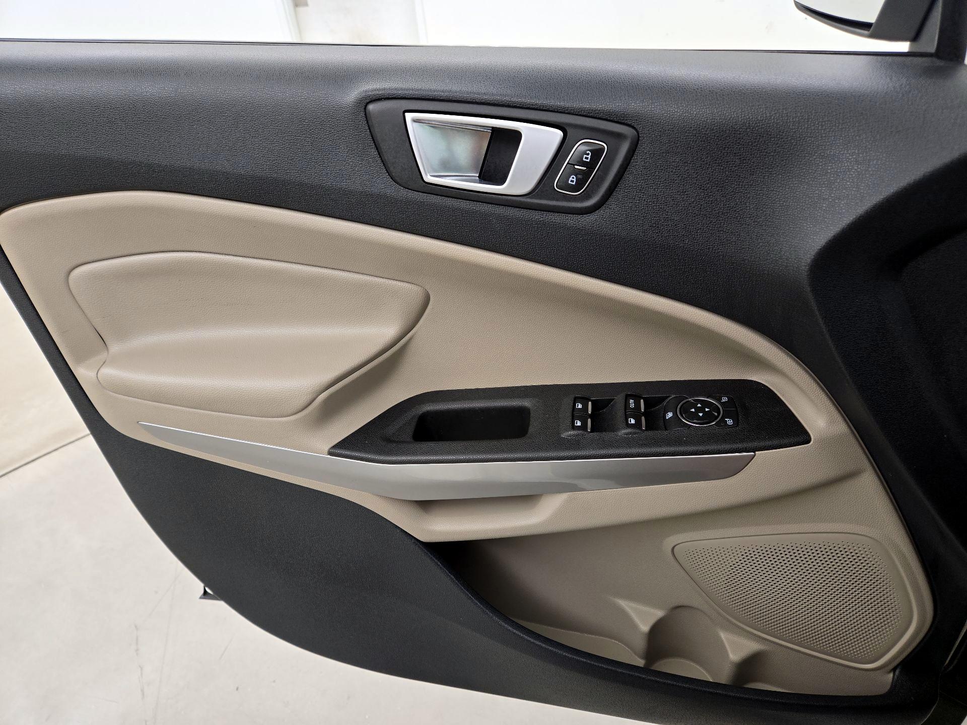 Thumbnail: 2018 Ford EcoSport - 12