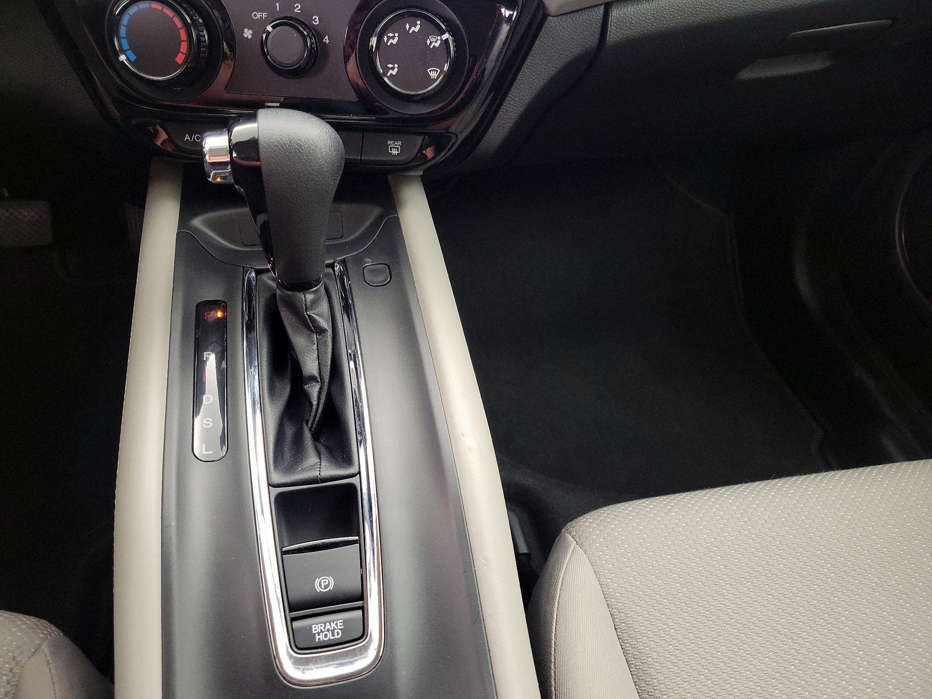 Thumbnail: 2017 Honda HR-V - 17