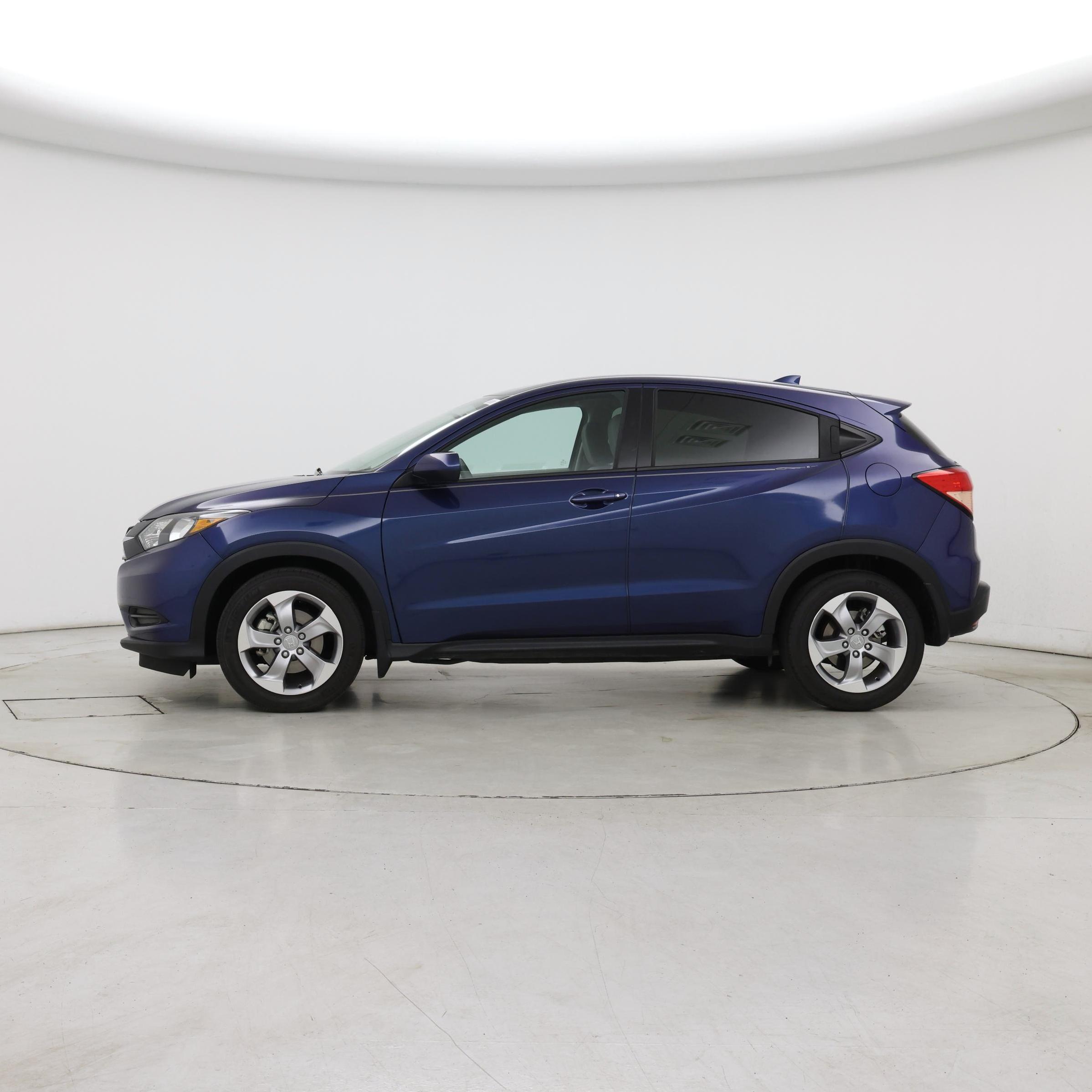 Thumbnail: 2017 Honda HR-V - 3