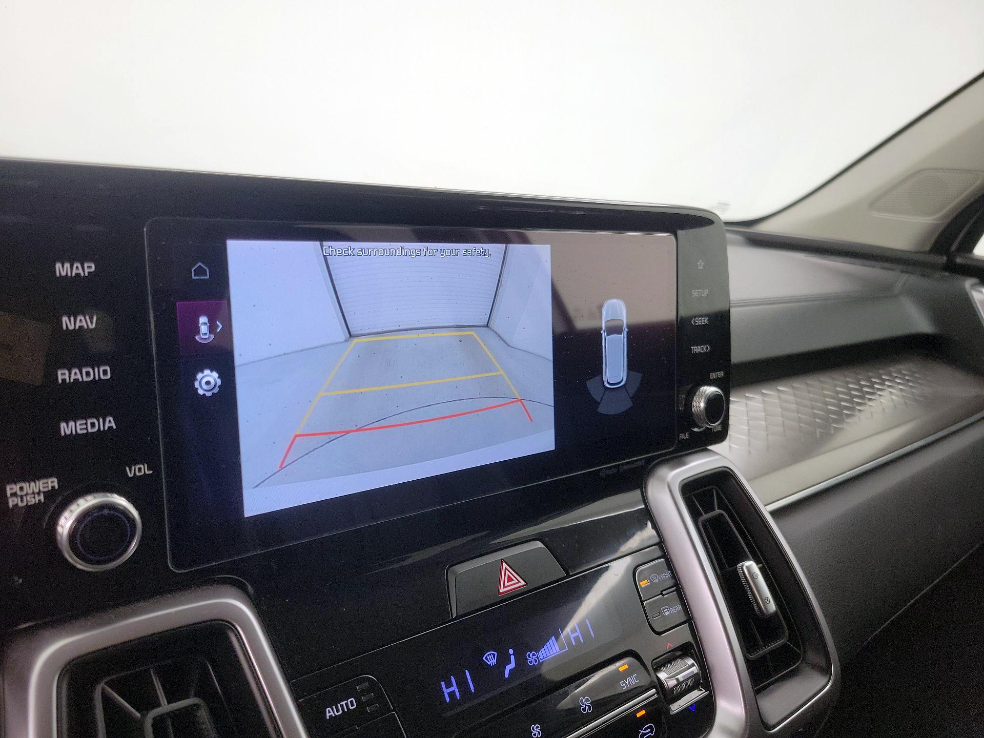 Thumbnail: 2022 Kia Sorento - 15