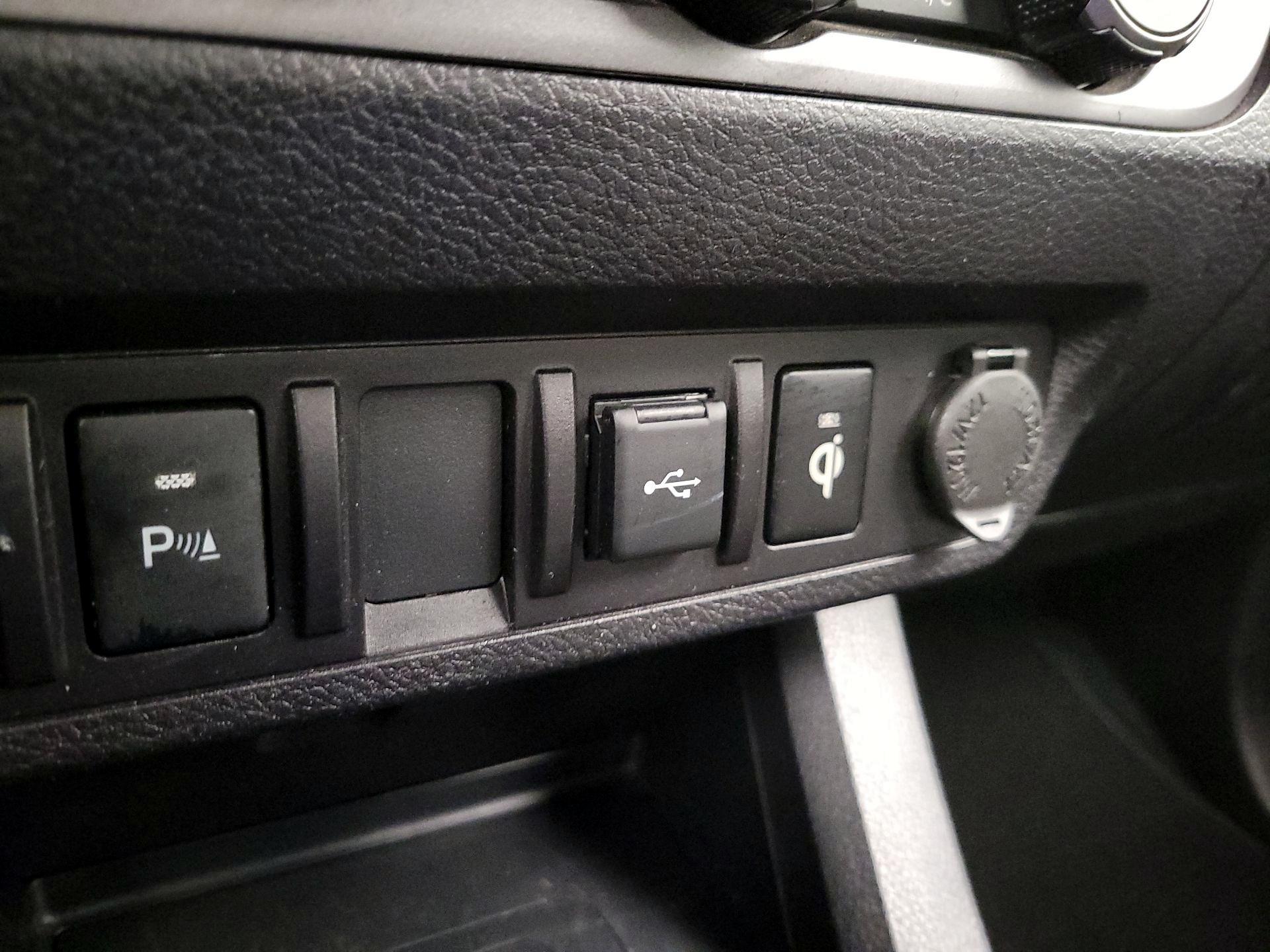 Thumbnail: 2023 Toyota Tacoma - 18