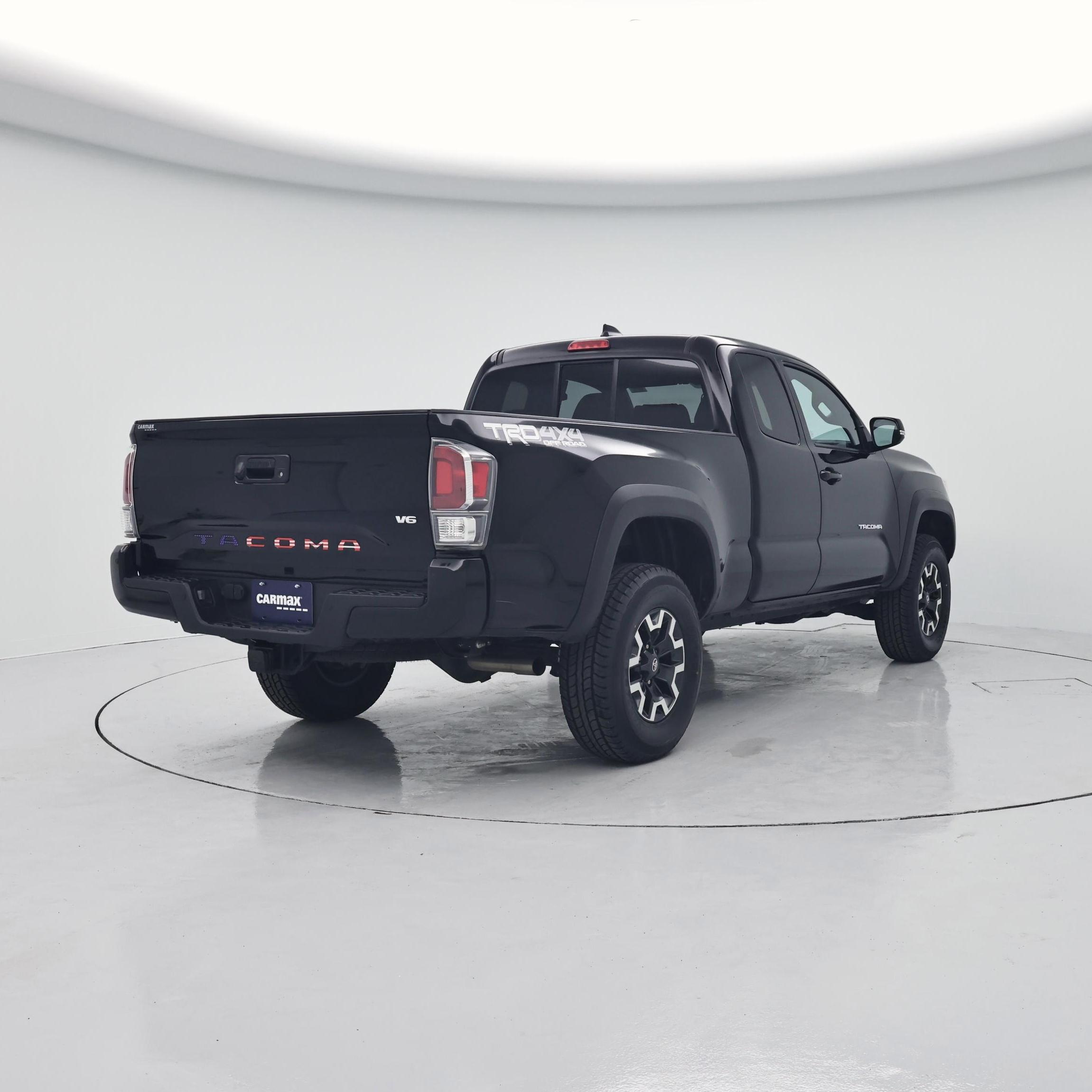 Thumbnail: 2023 Toyota Tacoma - 8