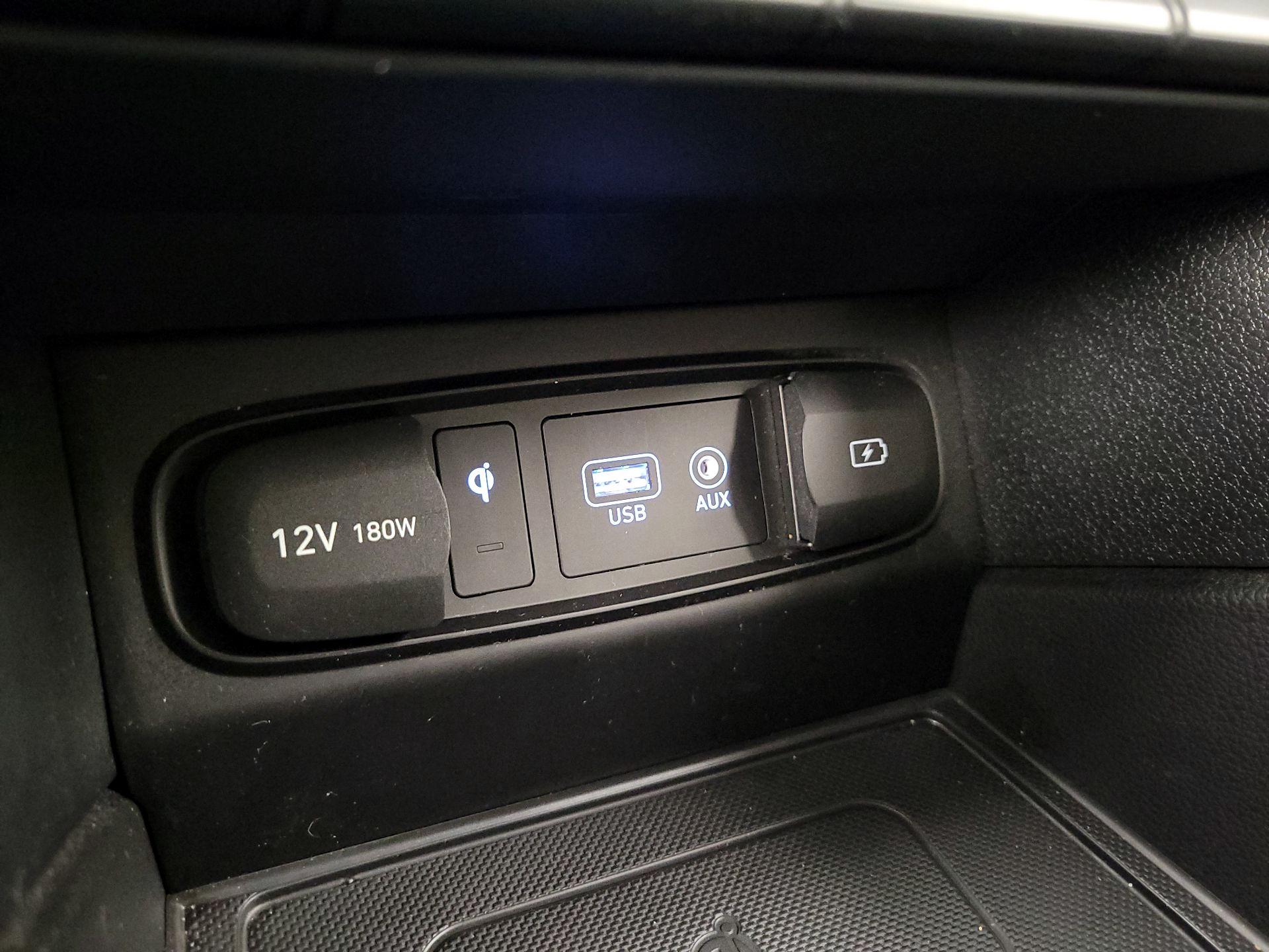 Thumbnail: 2020 Hyundai Santa Fe - 19