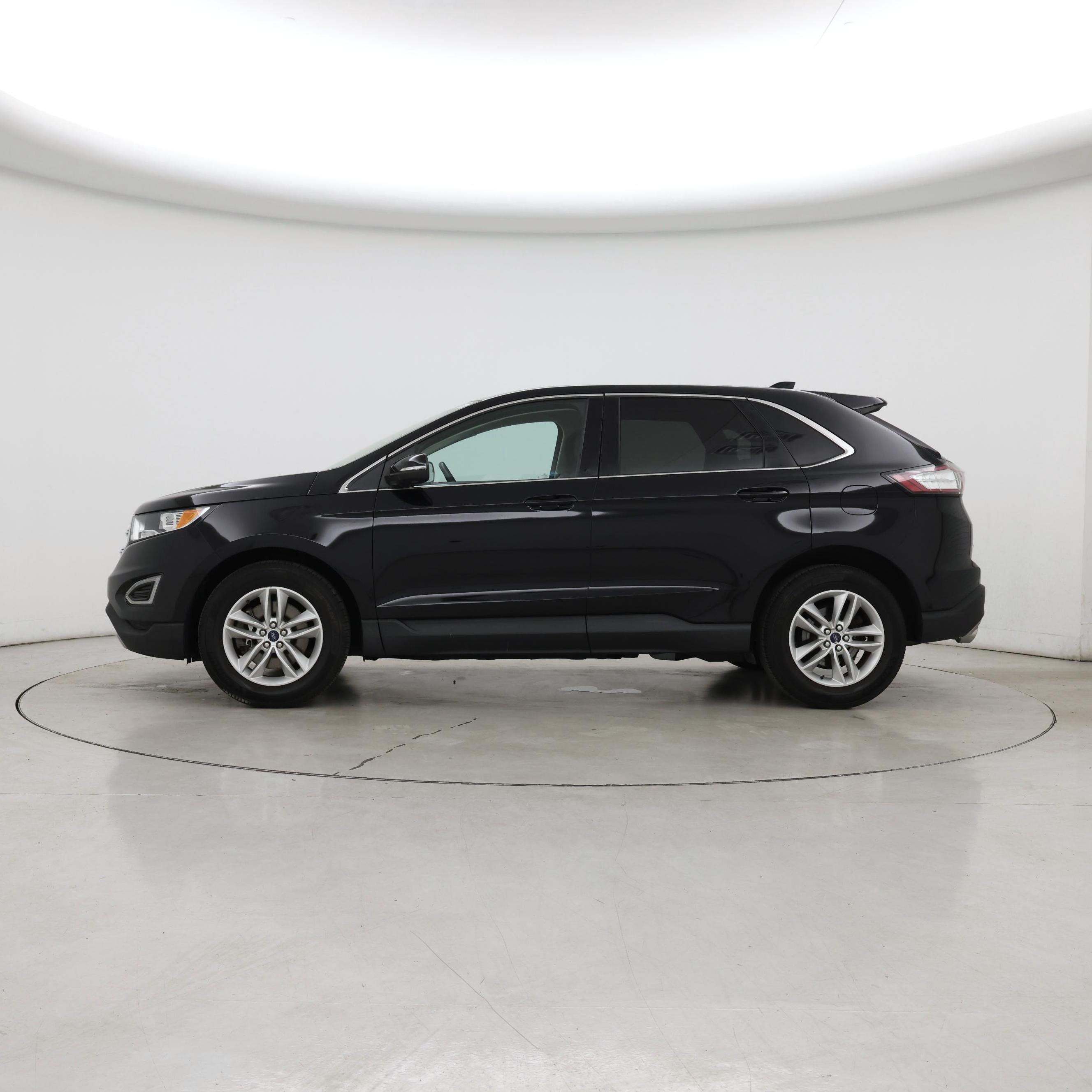 Thumbnail: 2017 Ford Edge - 3