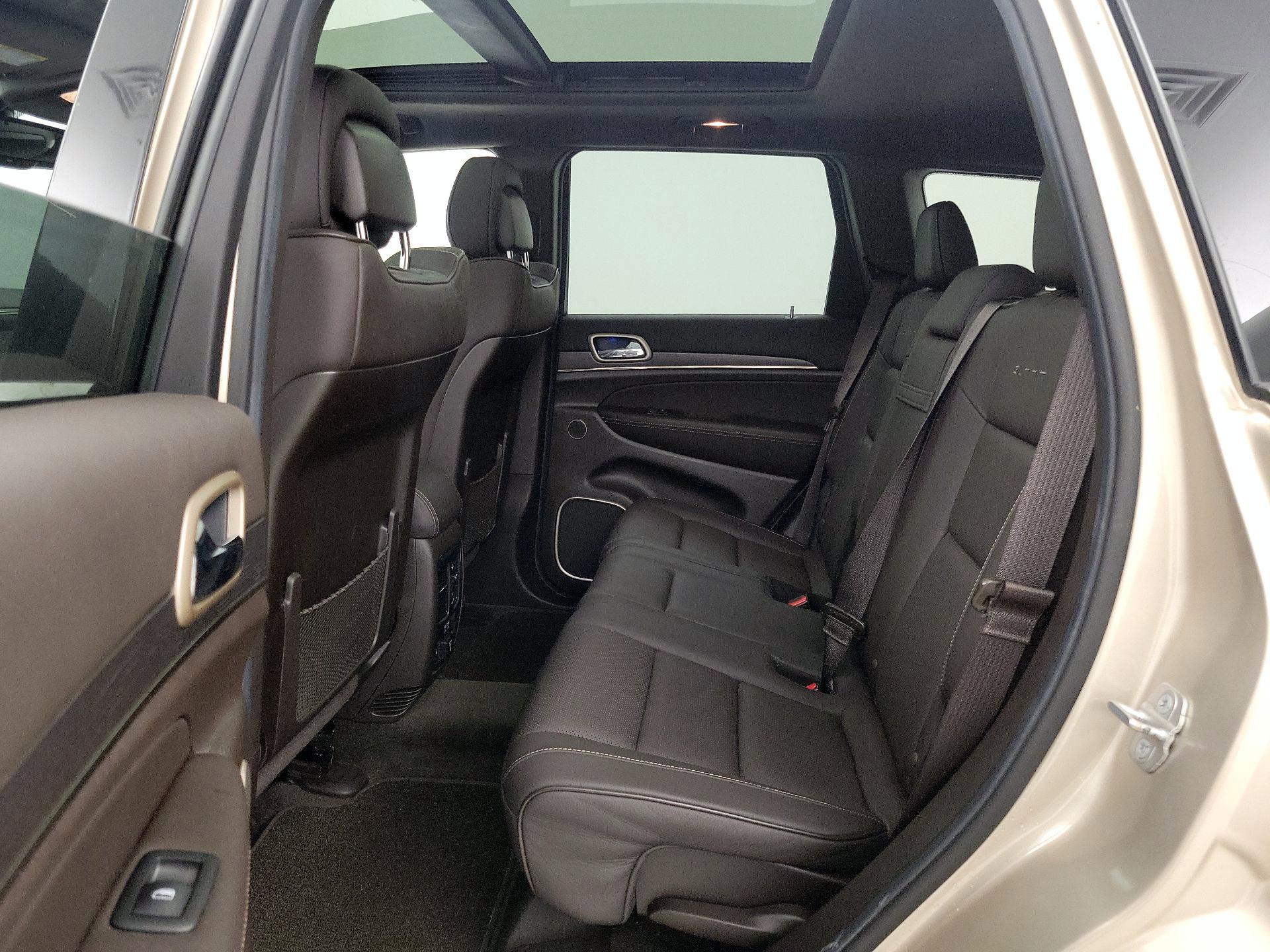 Thumbnail: 2014 Jeep Grand Cherokee - 20