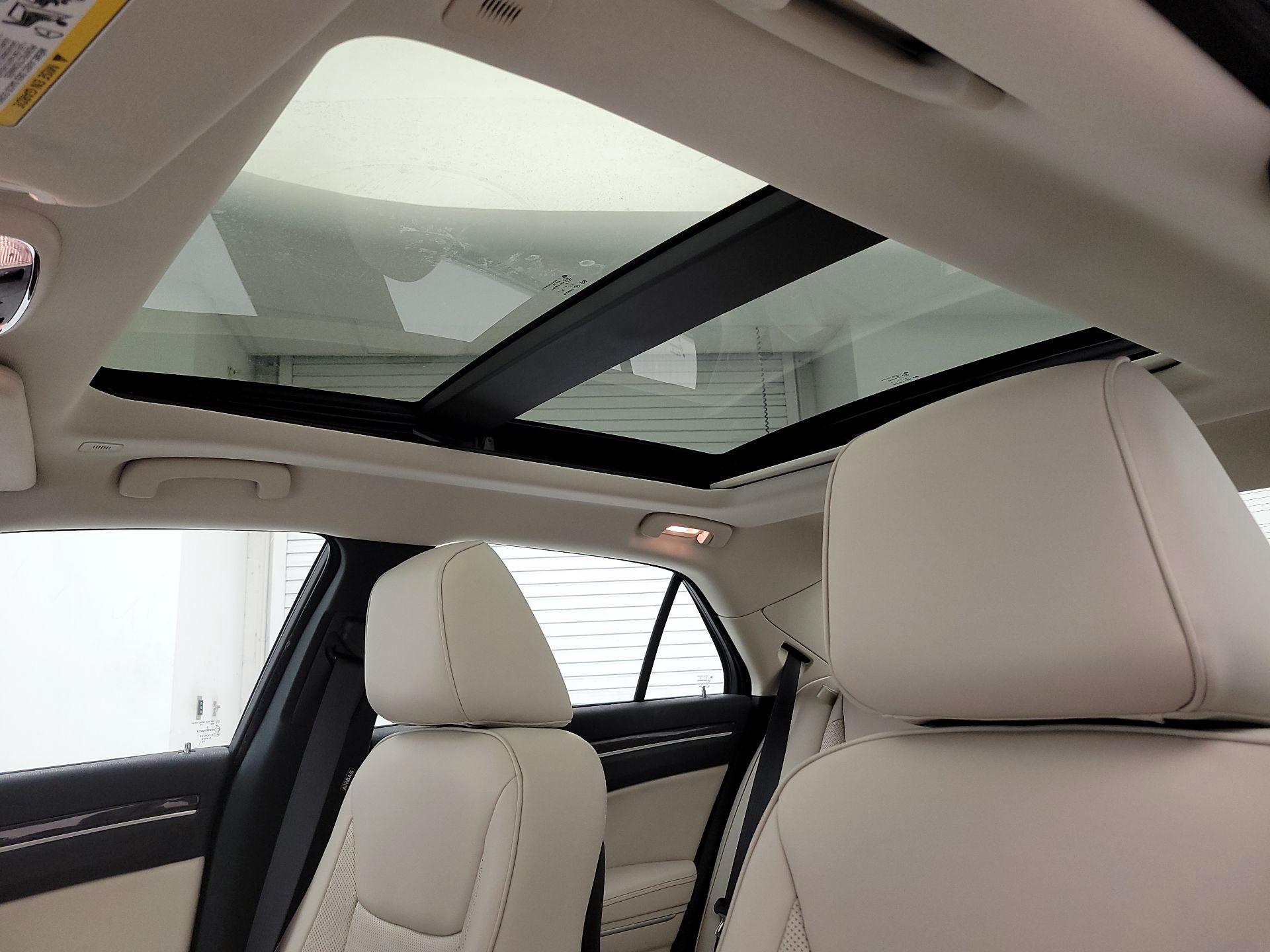 Thumbnail: 2023 Chrysler 300 - 20