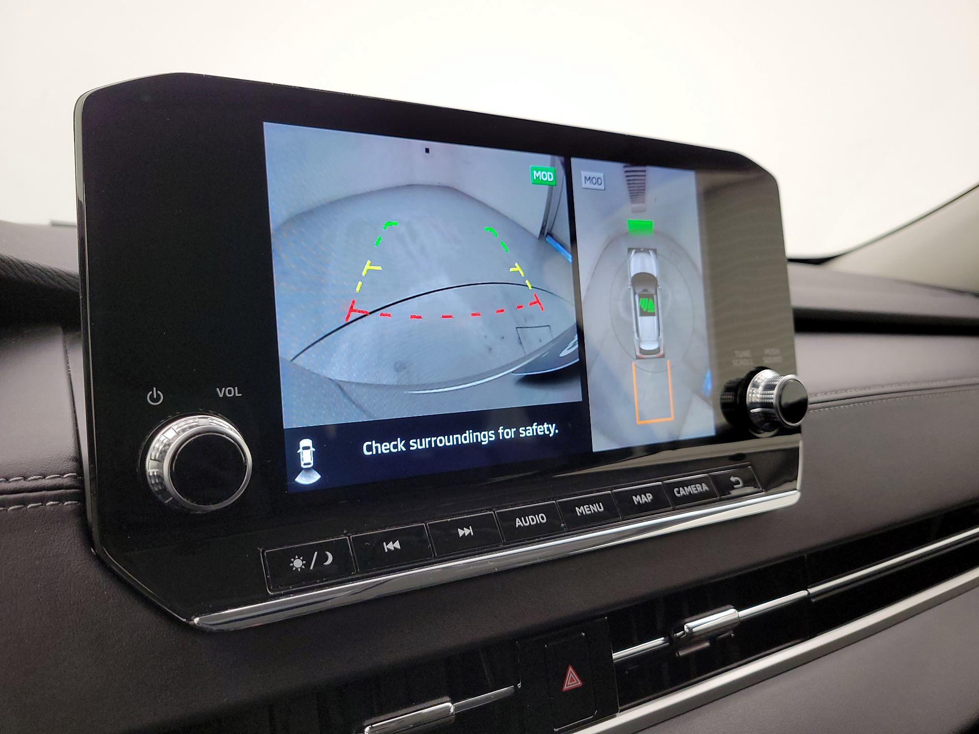 Thumbnail: 2023 Mitsubishi Outlander - 15