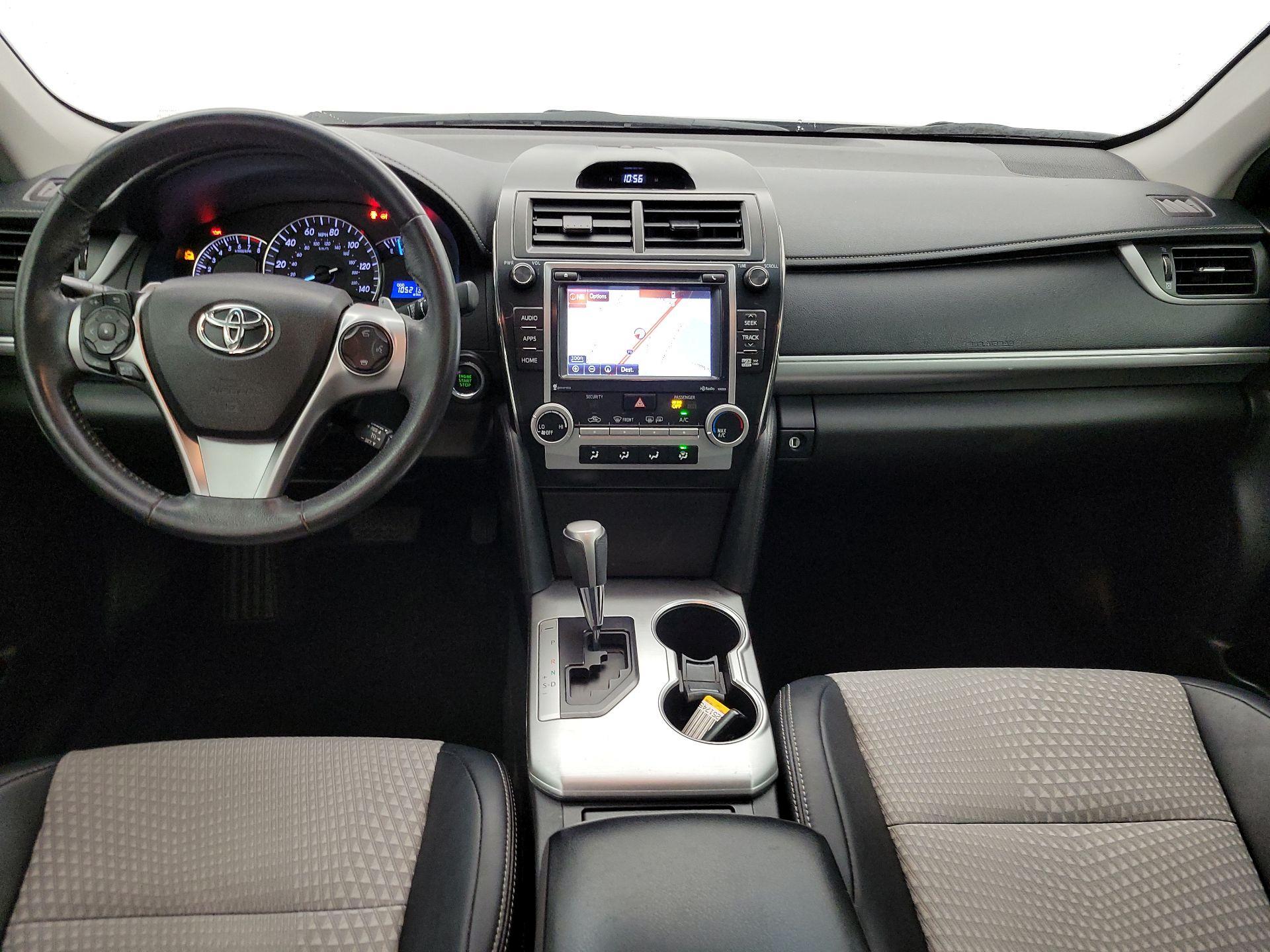 Thumbnail: 2014 Toyota Camry - 9