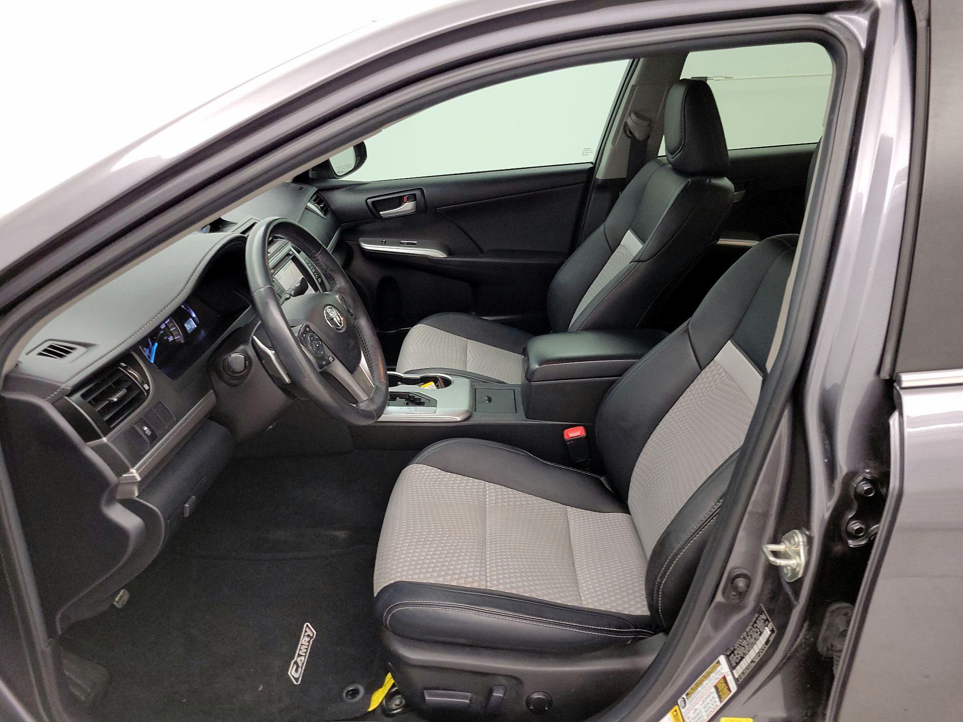 Thumbnail: 2014 Toyota Camry - 11