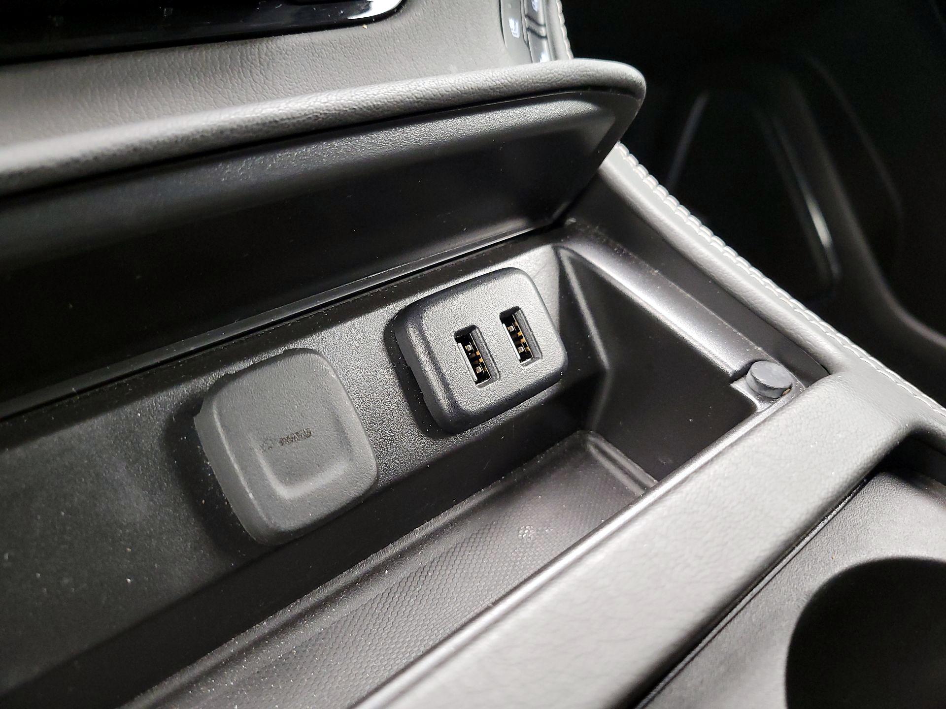 Thumbnail: 2020 GMC Yukon - 19