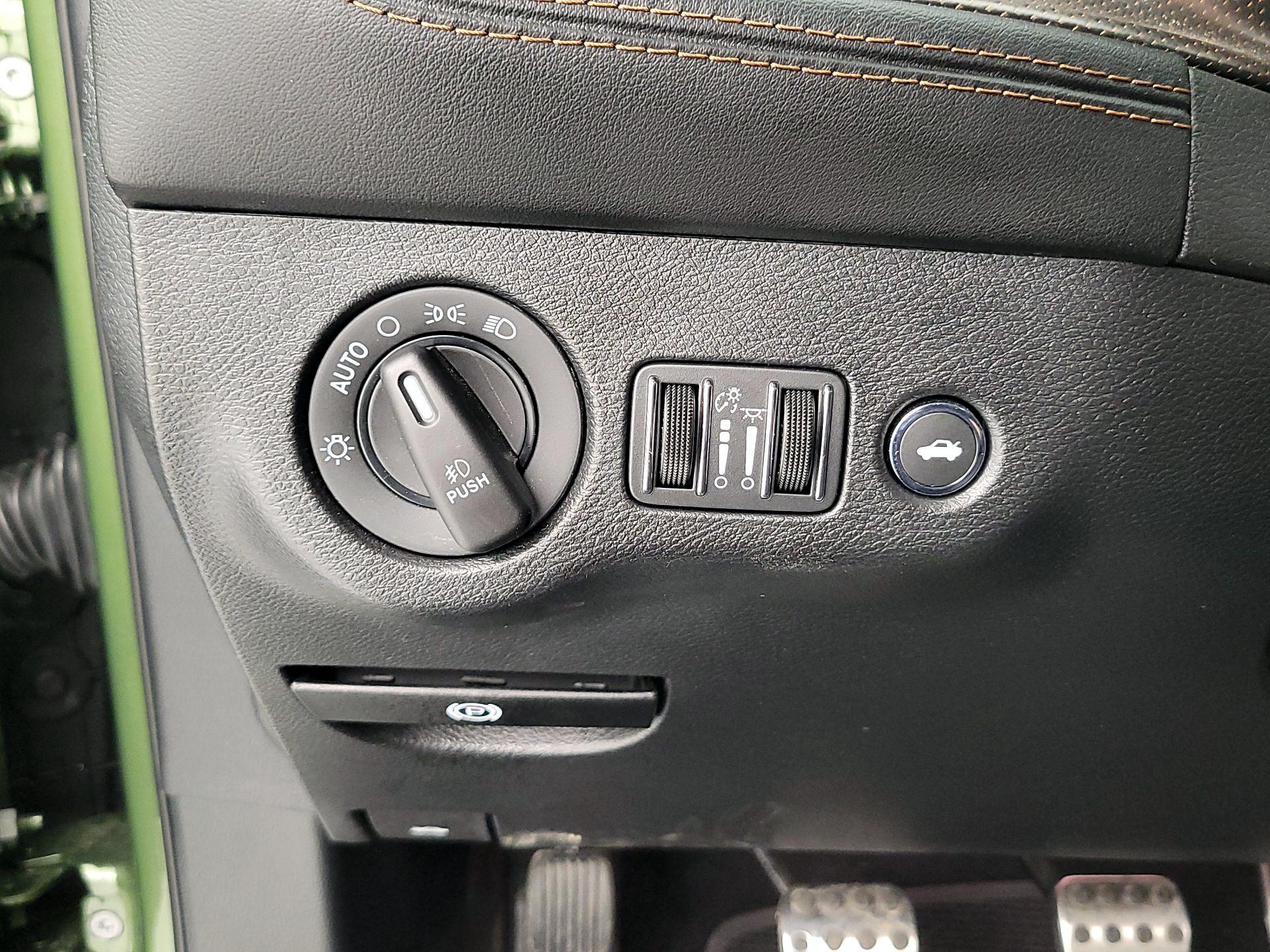 Thumbnail: 2020 Dodge Challenger - 13