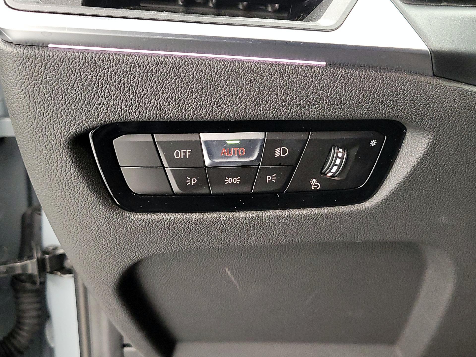 Thumbnail: 2024 BMW 3 Series - 13