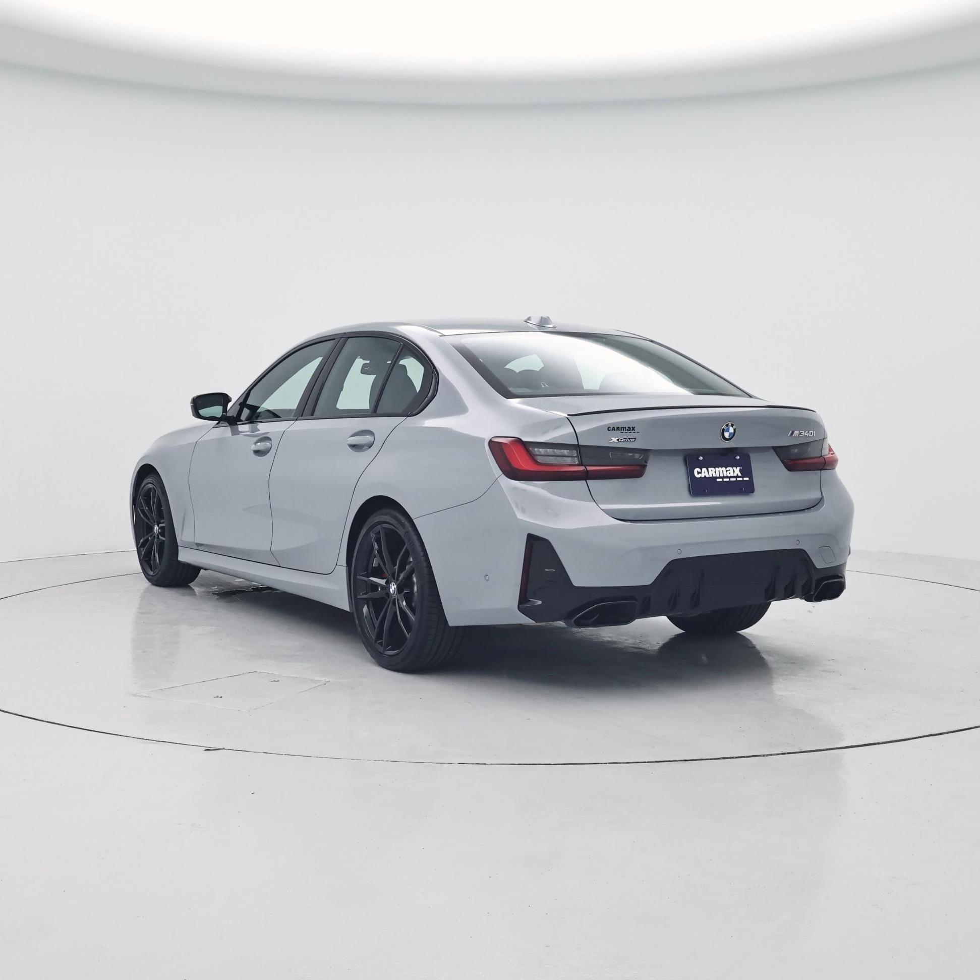 Thumbnail: 2024 BMW 3 Series - 2