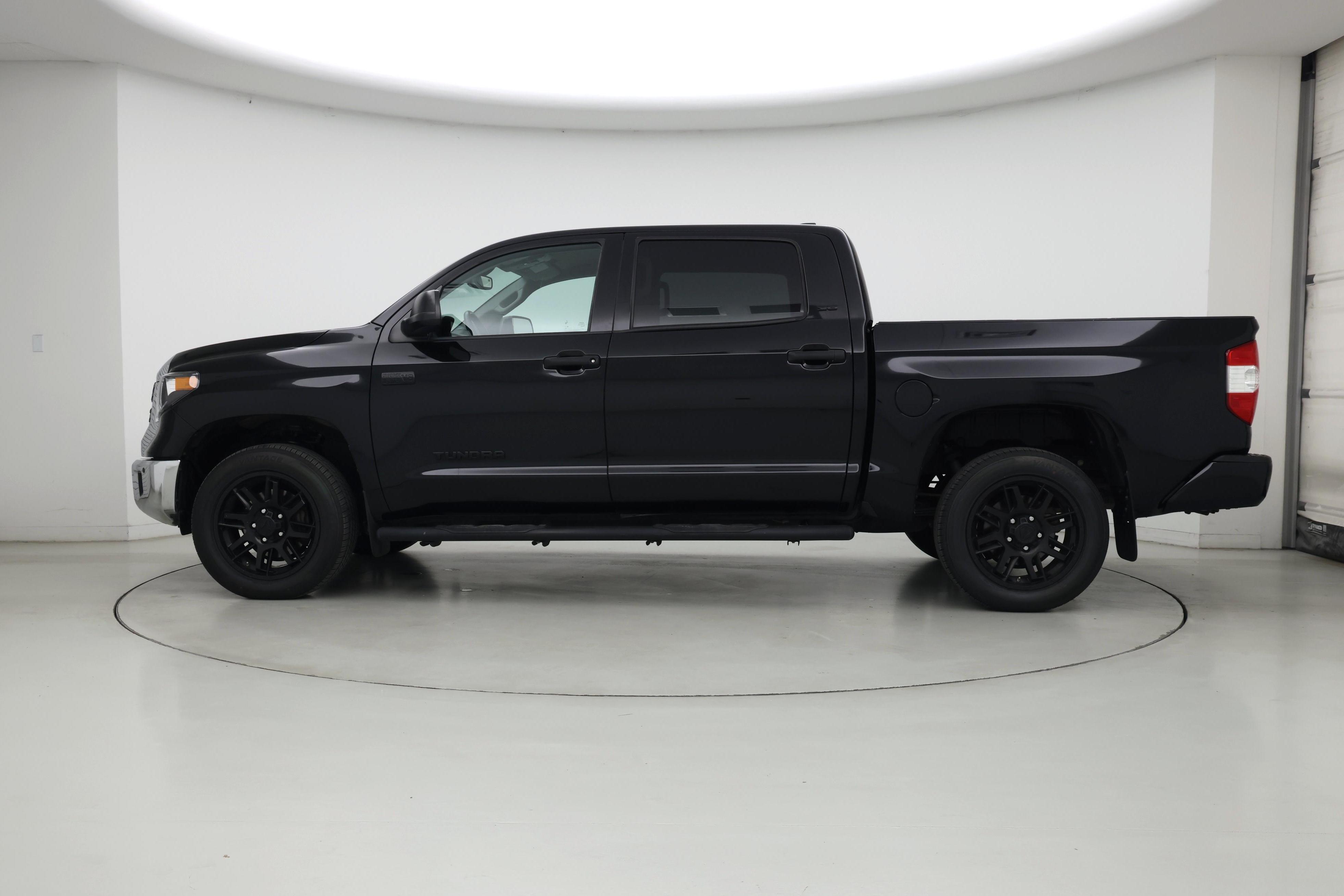 Thumbnail: 2021 Toyota Tundra - 3