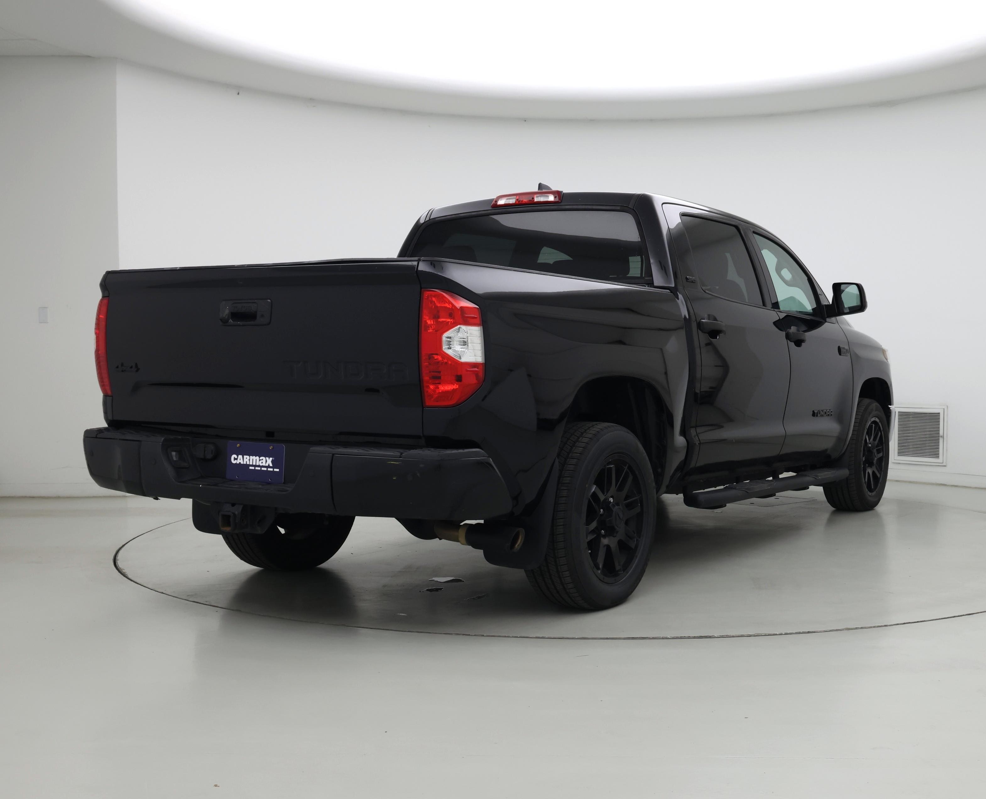 Thumbnail: 2021 Toyota Tundra - 8