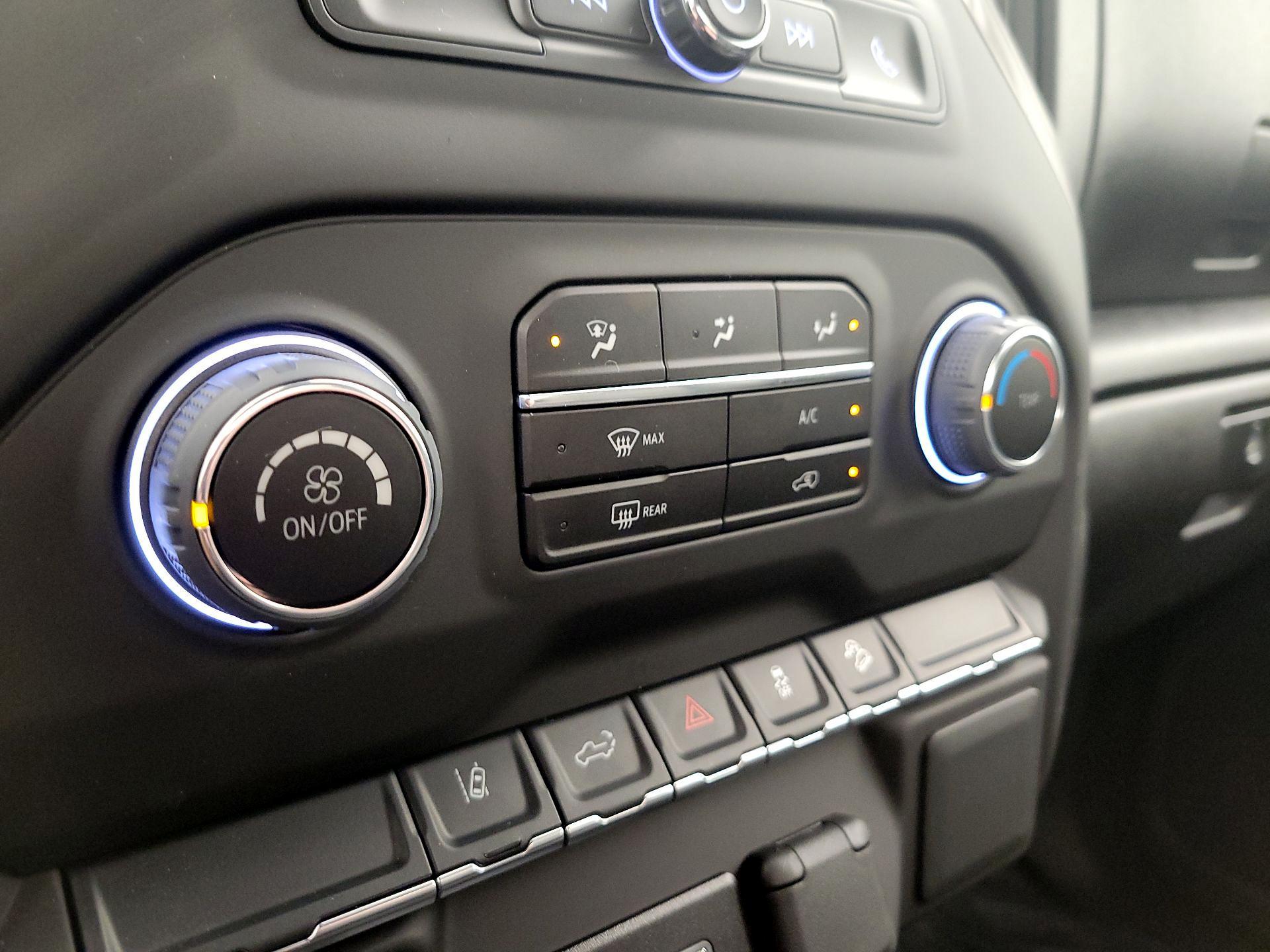 Thumbnail: 2025 Chevrolet Silverado 2500 - 16