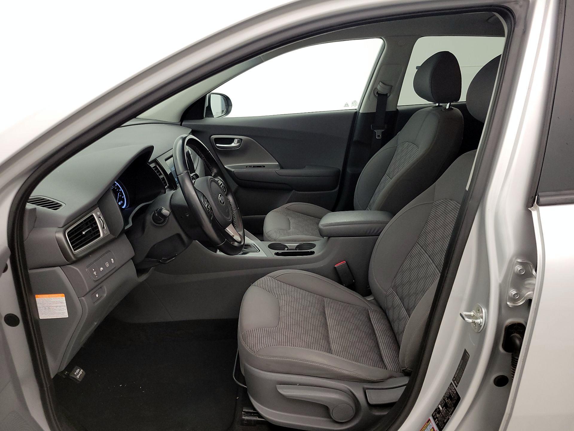 Thumbnail: 2019 Kia Niro - 11