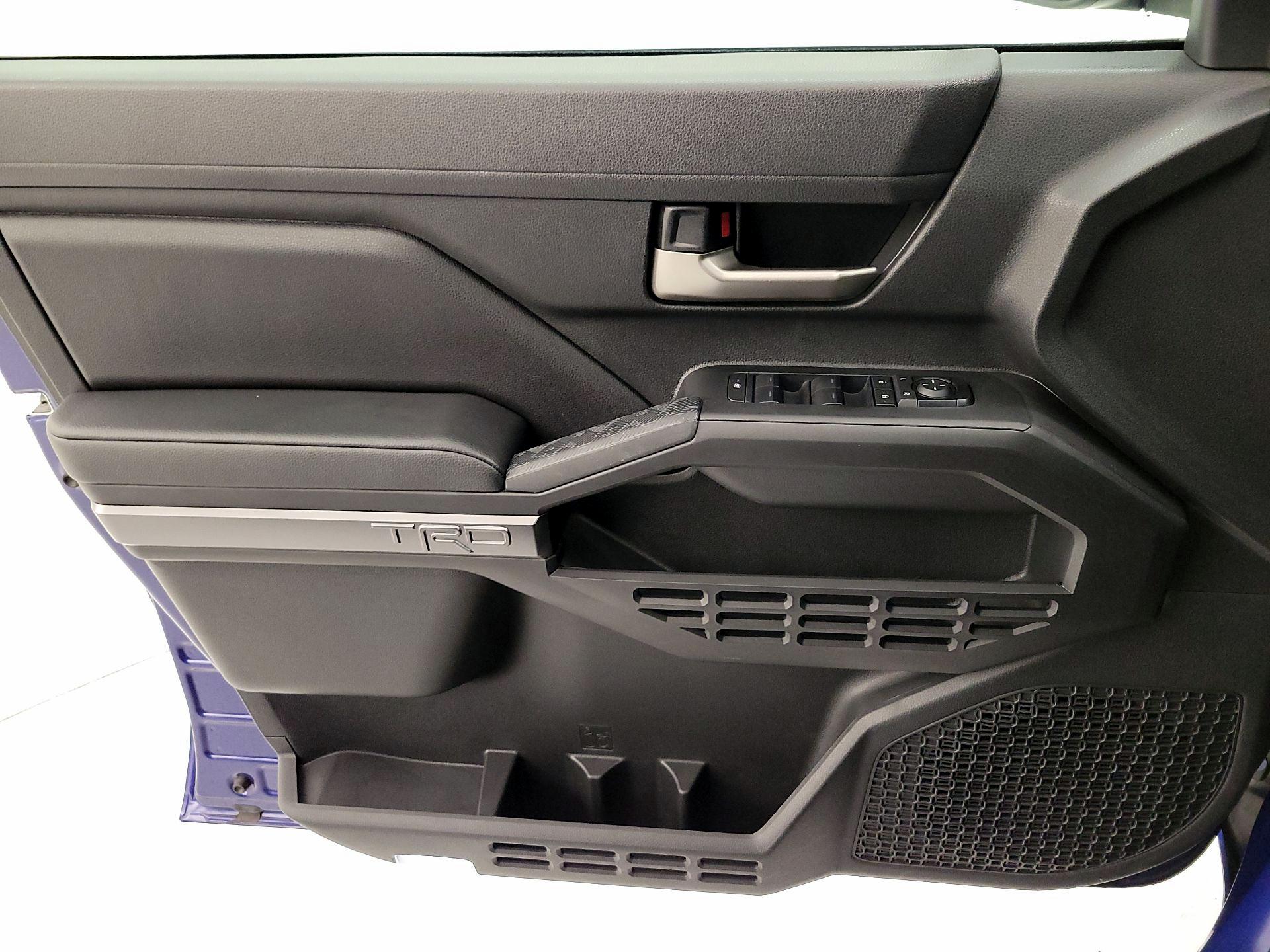 Thumbnail: 2025 Toyota Tacoma - 12