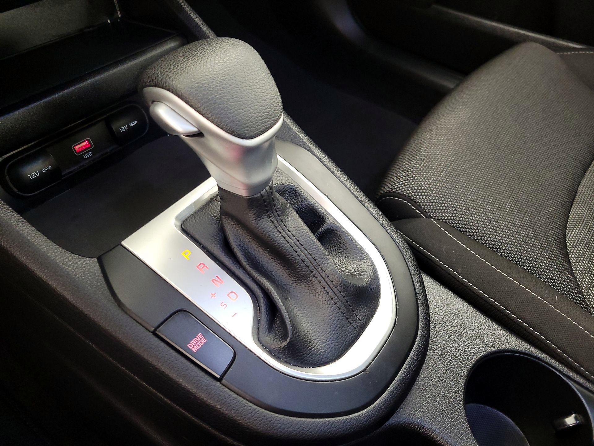 Thumbnail: 2023 Kia Forte - 17