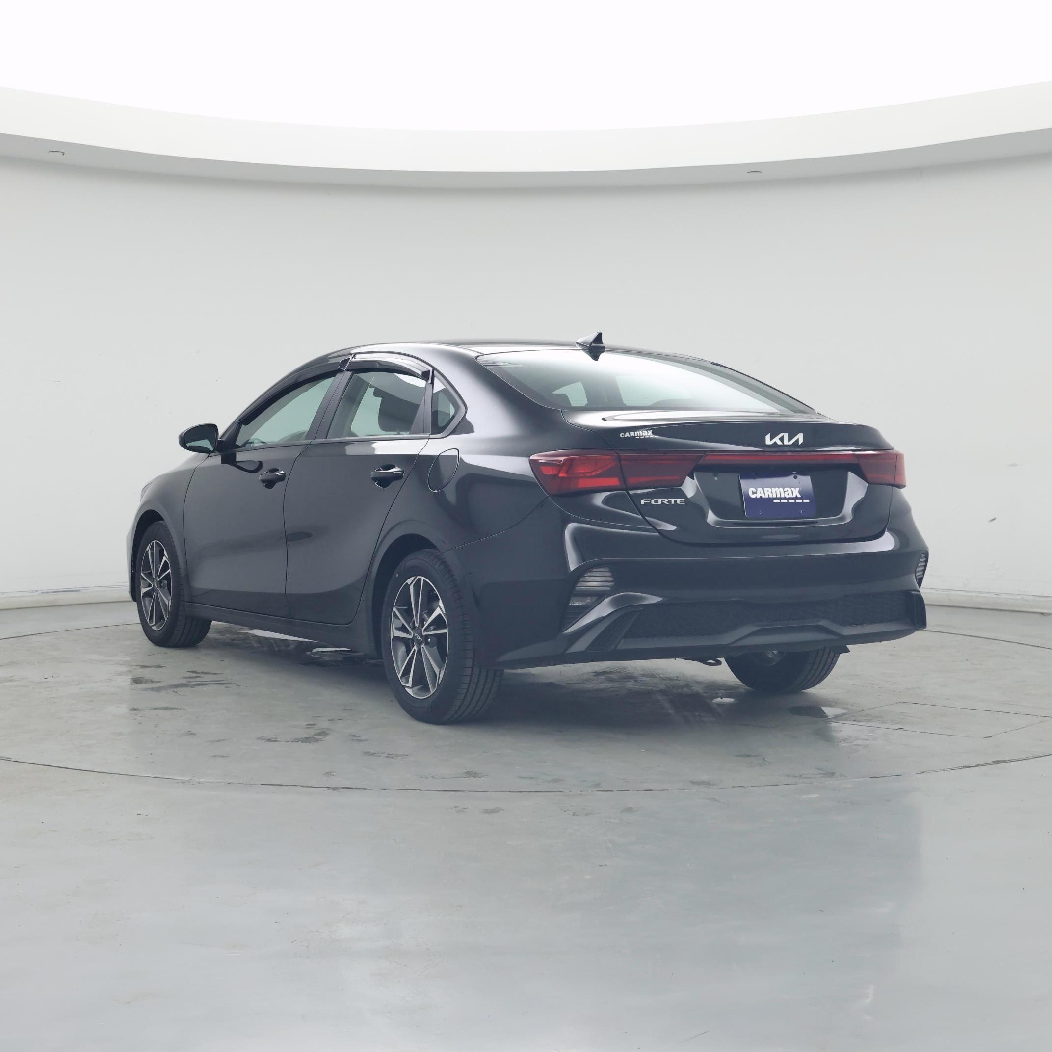 Thumbnail: 2023 Kia Forte - 2