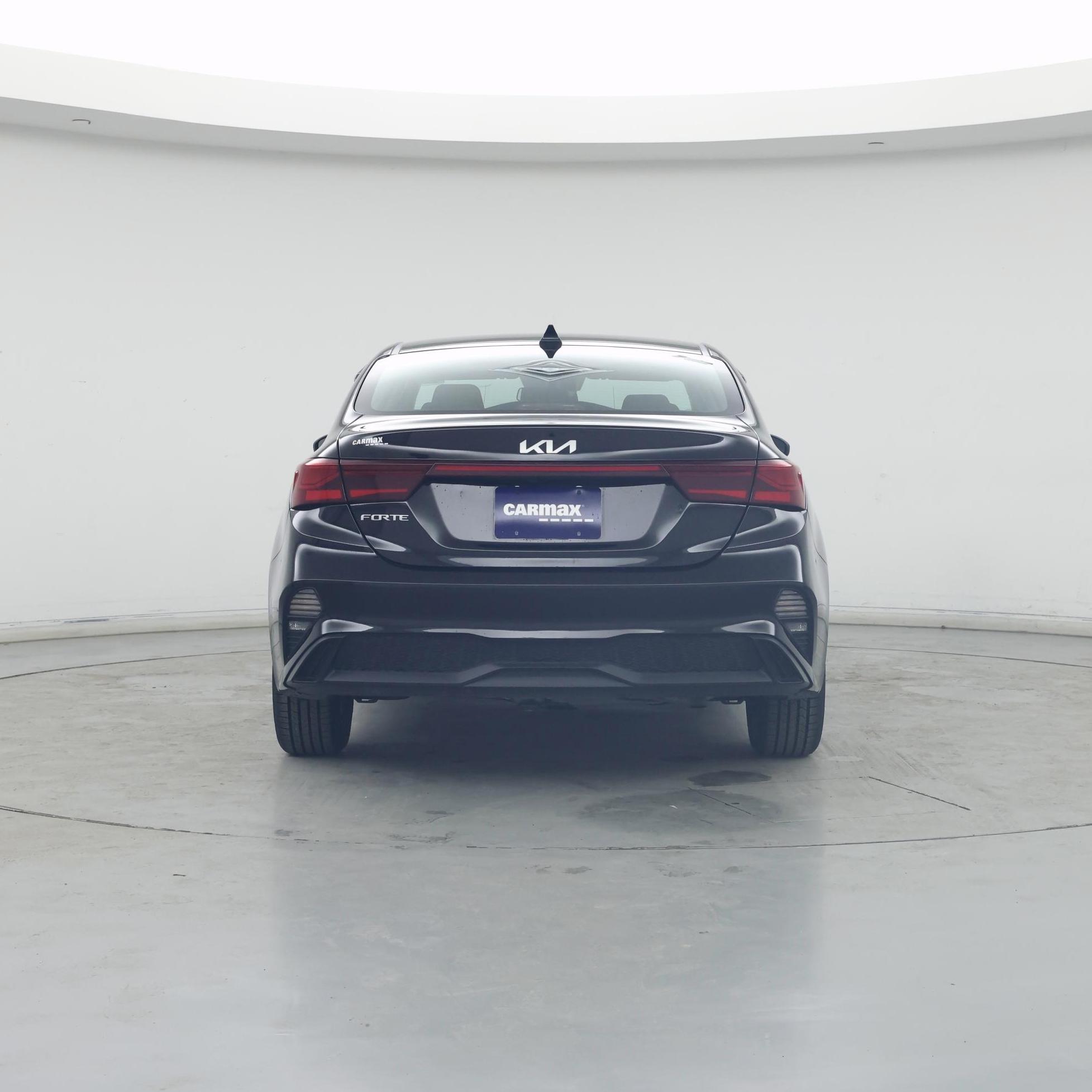 Thumbnail: 2023 Kia Forte - 6