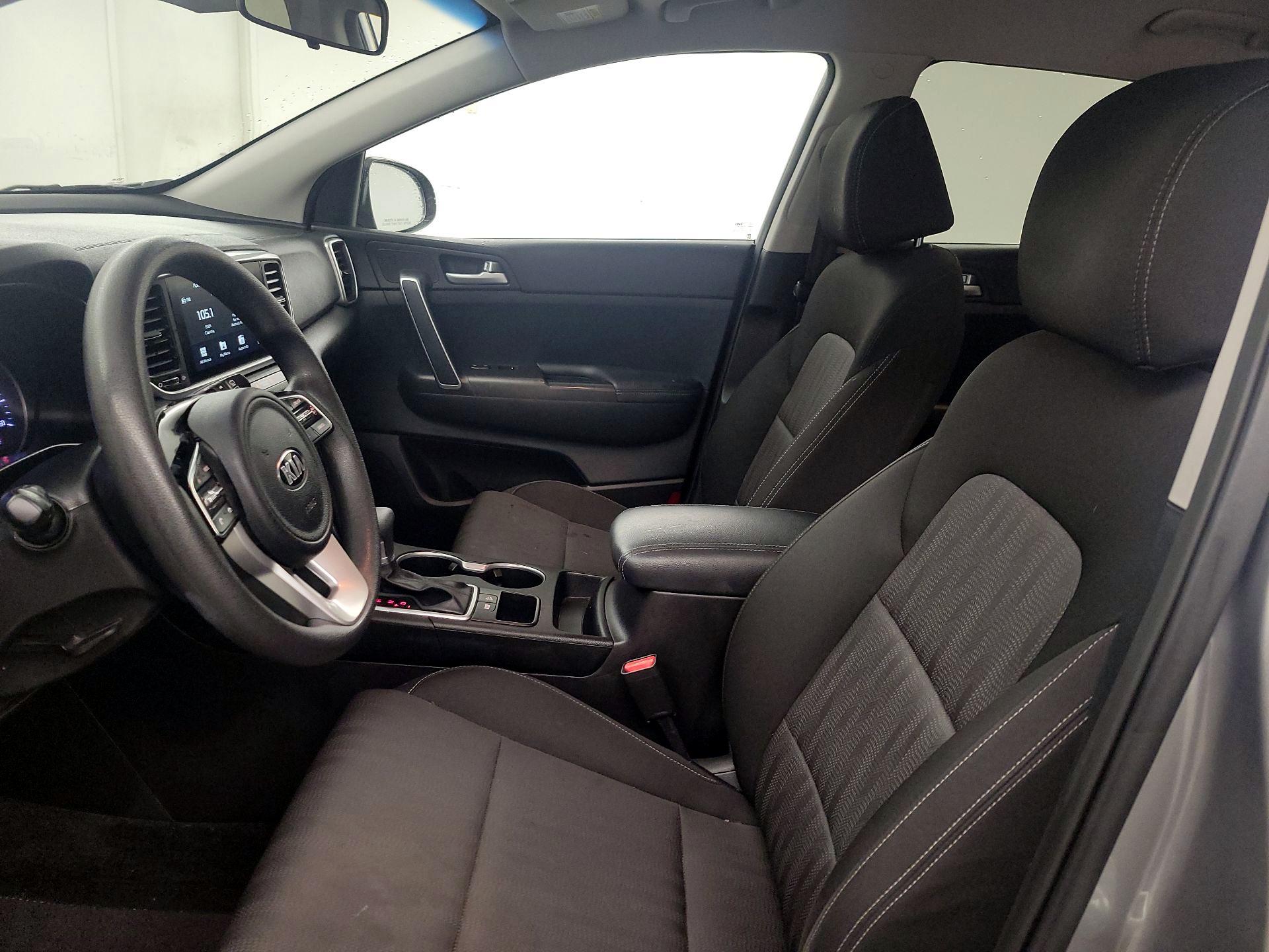 Thumbnail: 2020 Kia Sportage - 11