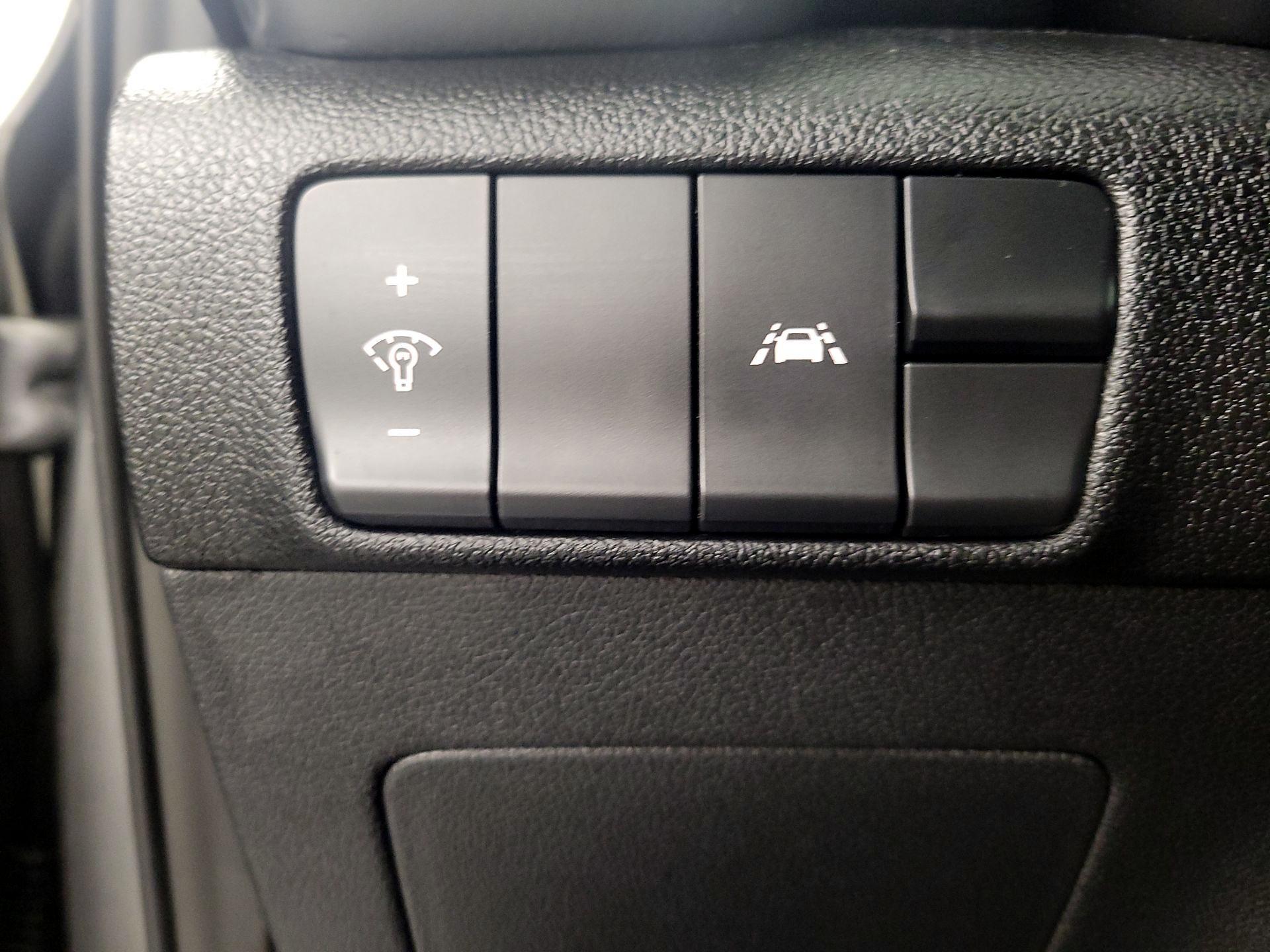 Thumbnail: 2020 Kia Sportage - 13