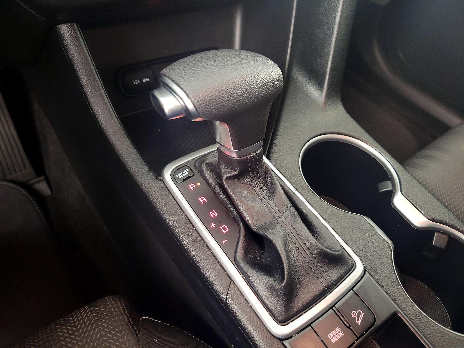 Thumbnail: 2020 Kia Sportage - 17