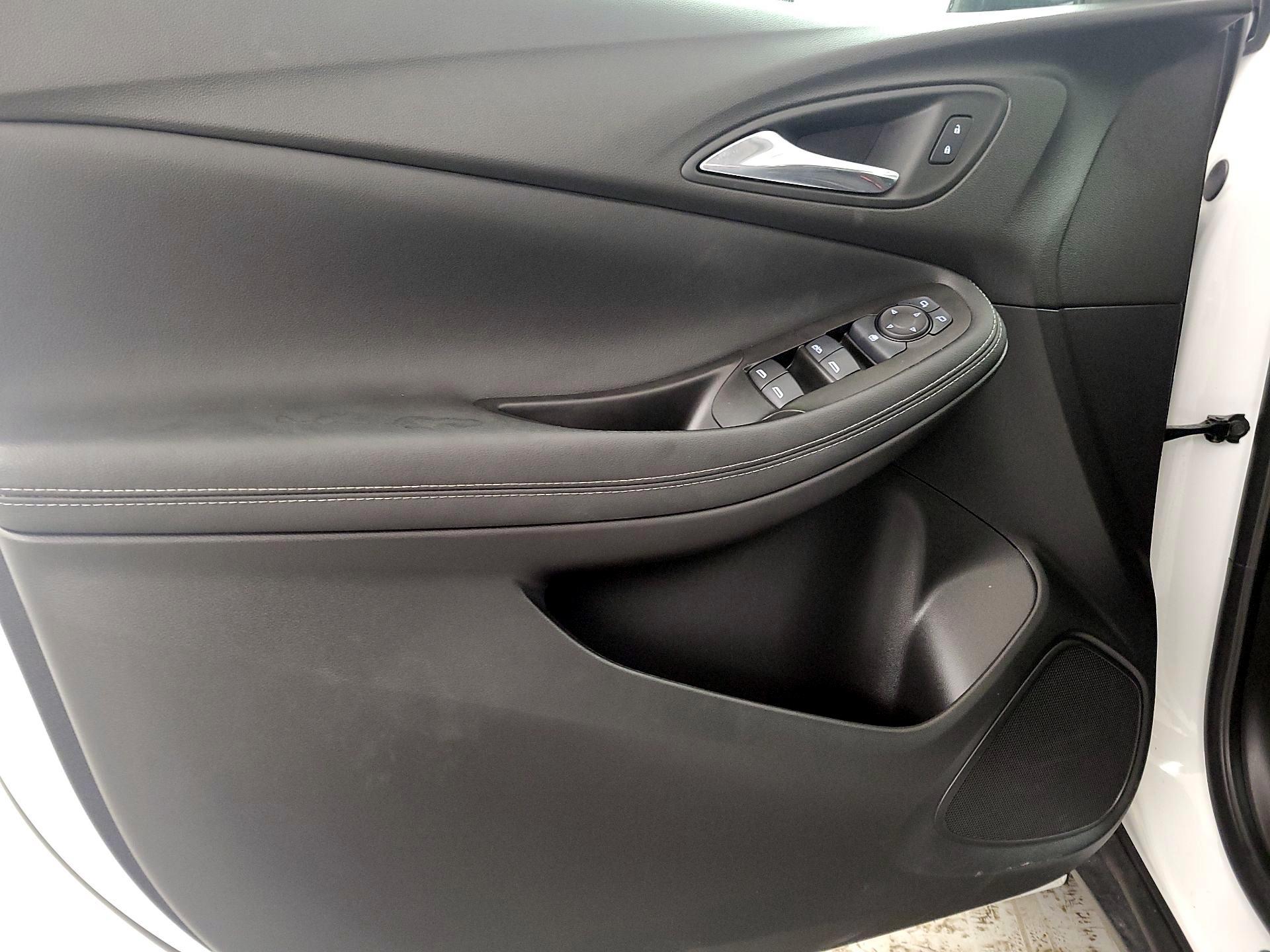 Thumbnail: 2022 Buick Encore GX - 12