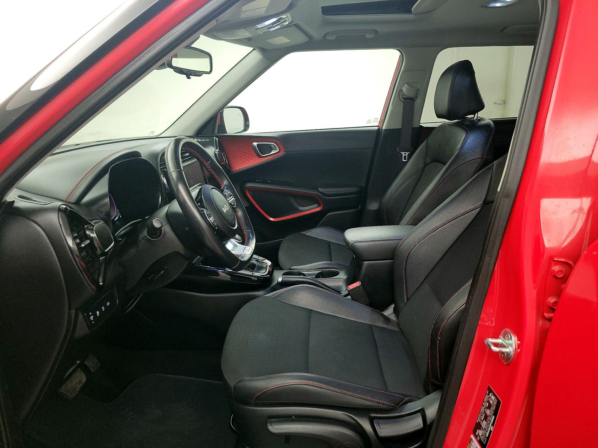 Thumbnail: 2023 Kia Soul - 11