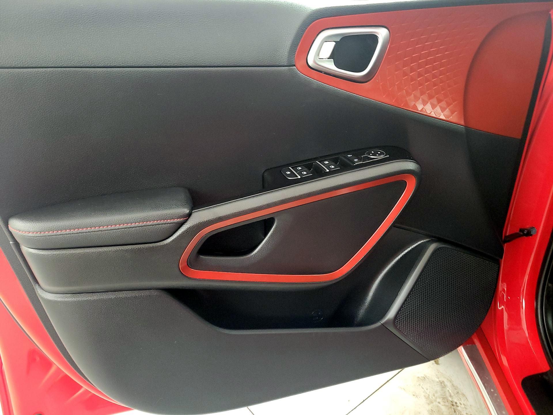 Thumbnail: 2023 Kia Soul - 12