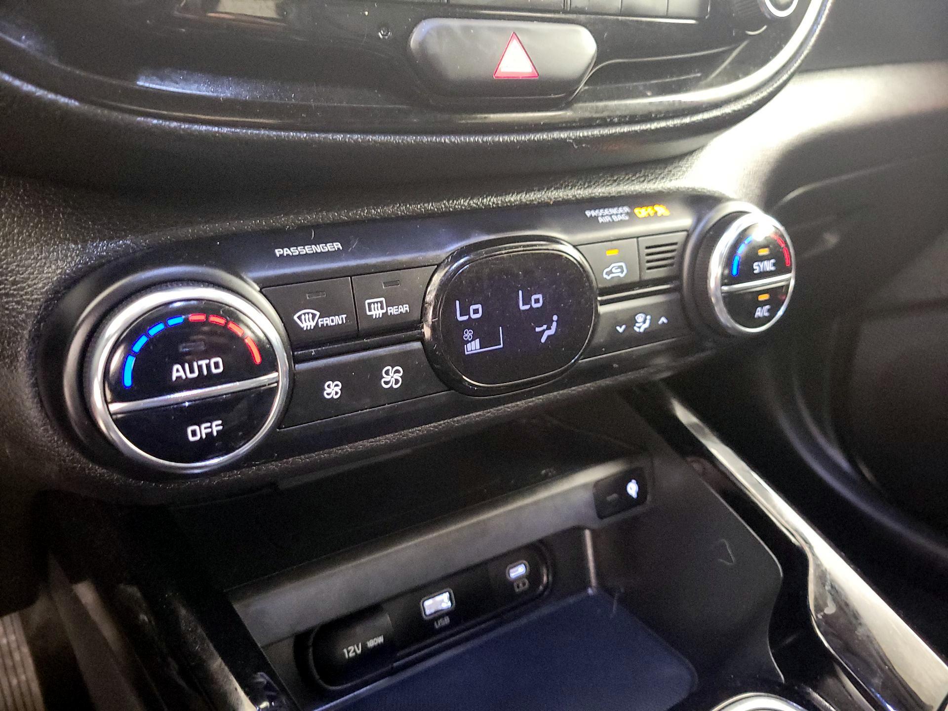 Thumbnail: 2023 Kia Soul - 17