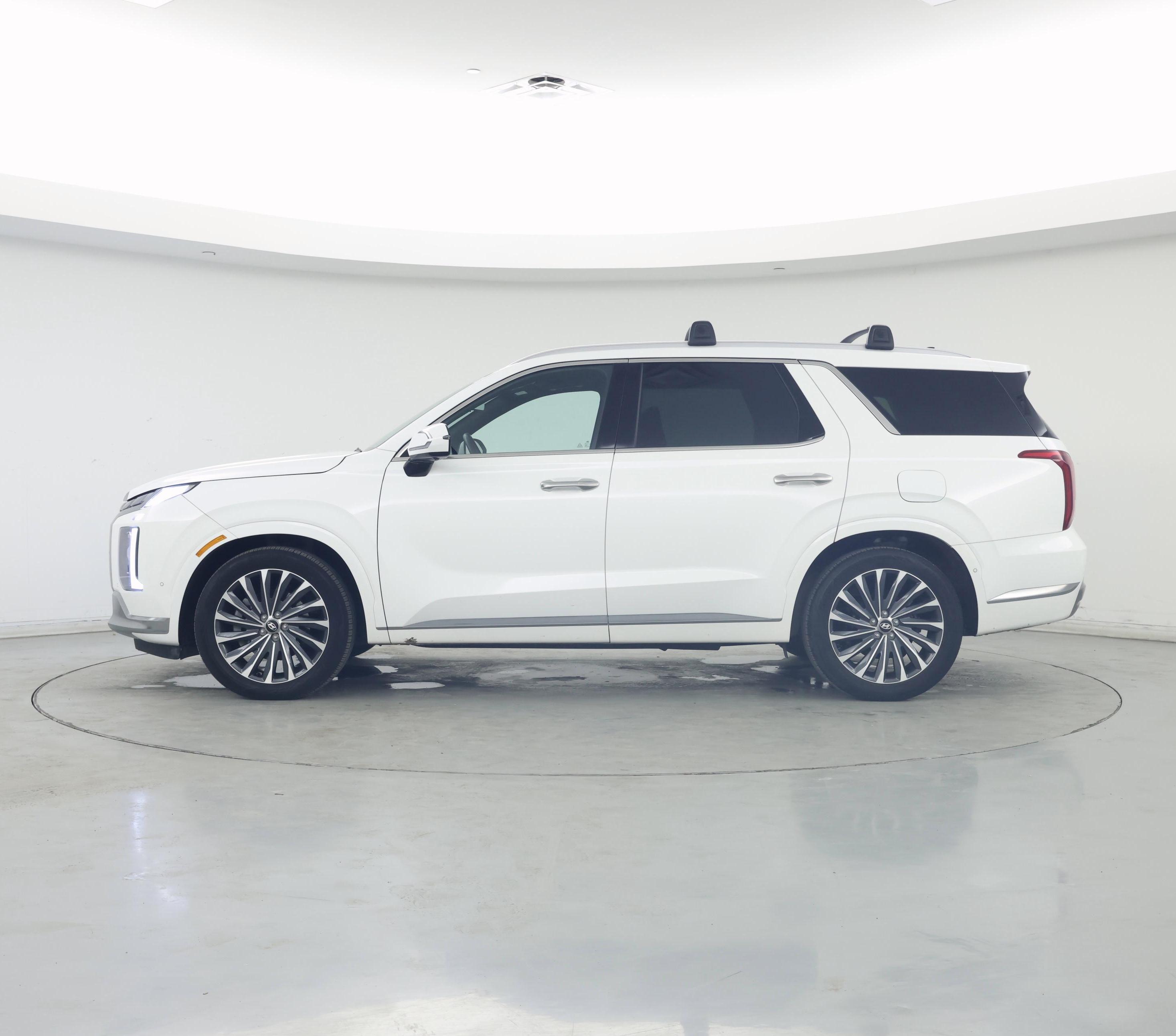 Thumbnail: 2023 Hyundai Palisade - 3