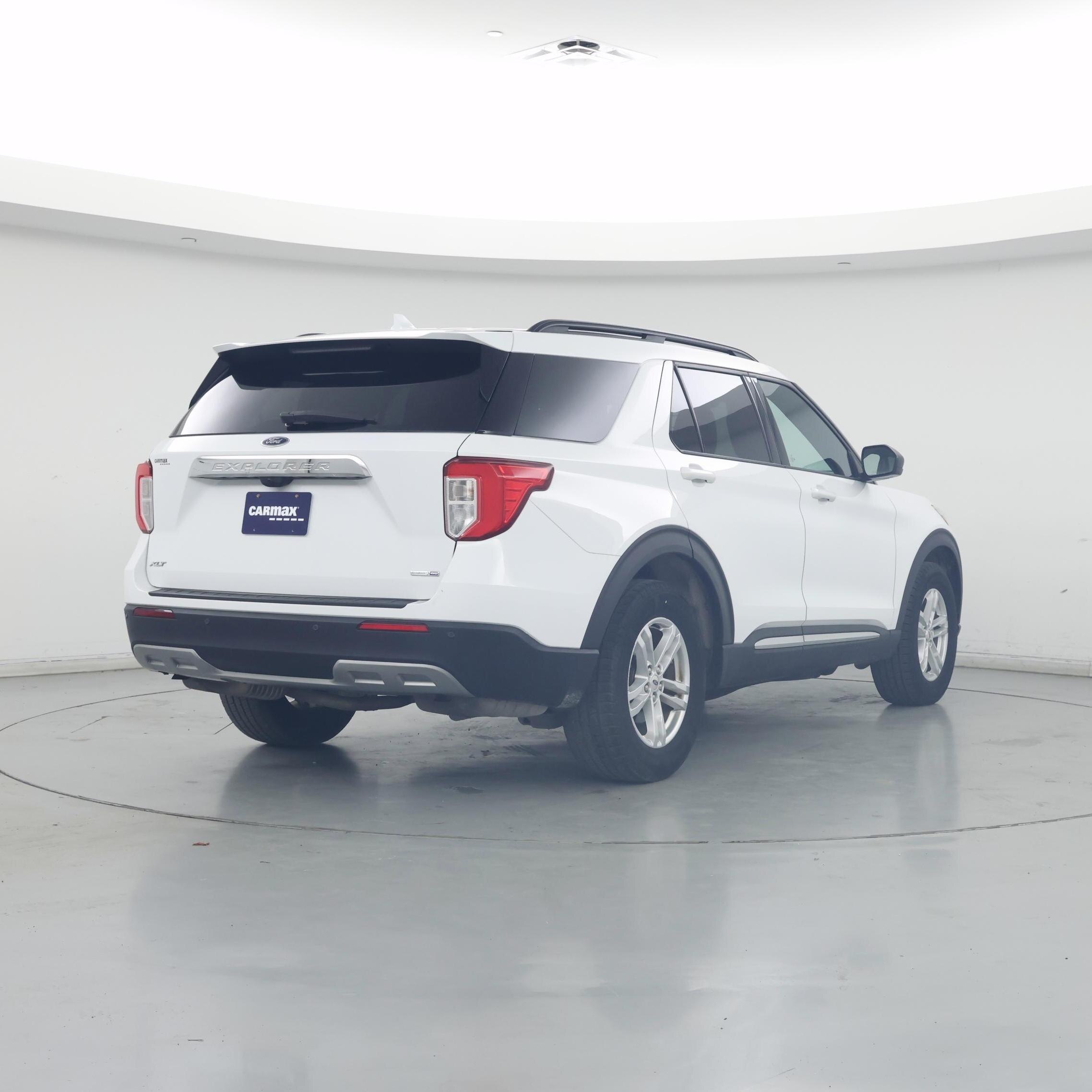 Thumbnail: 2020 Ford Explorer - 8