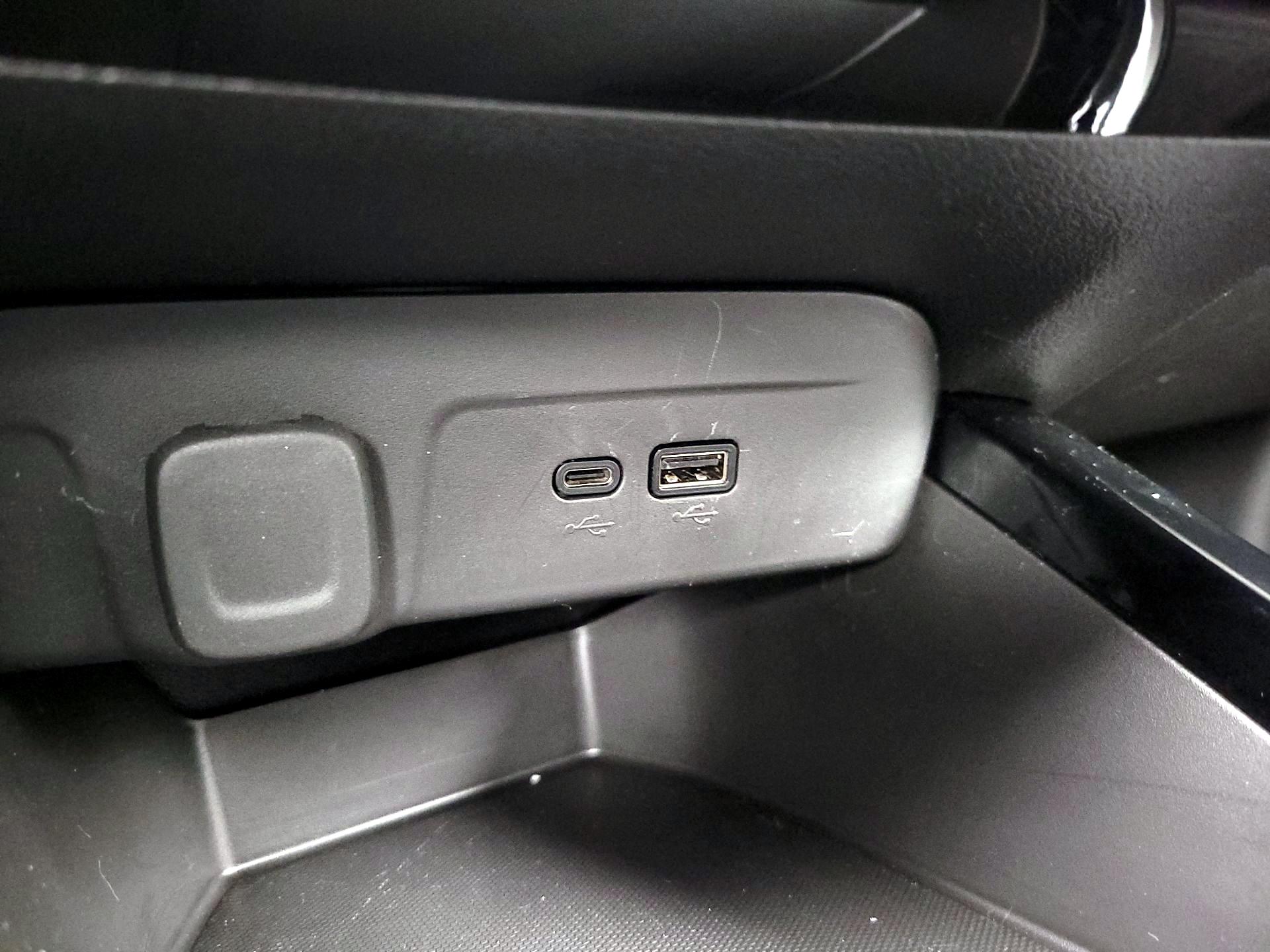 Thumbnail: 2025 Chevrolet Trax - 18