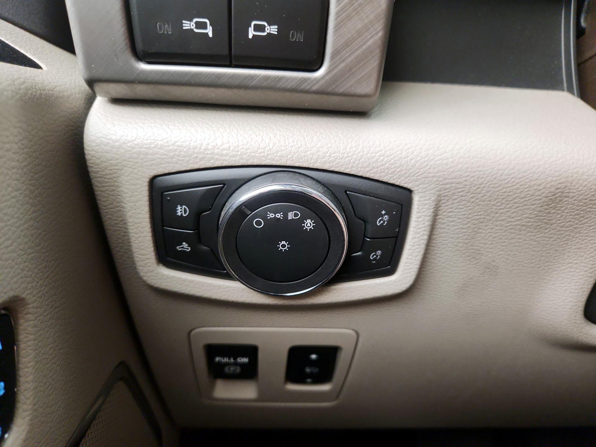 Thumbnail: 2020 Ford F-150 - 13