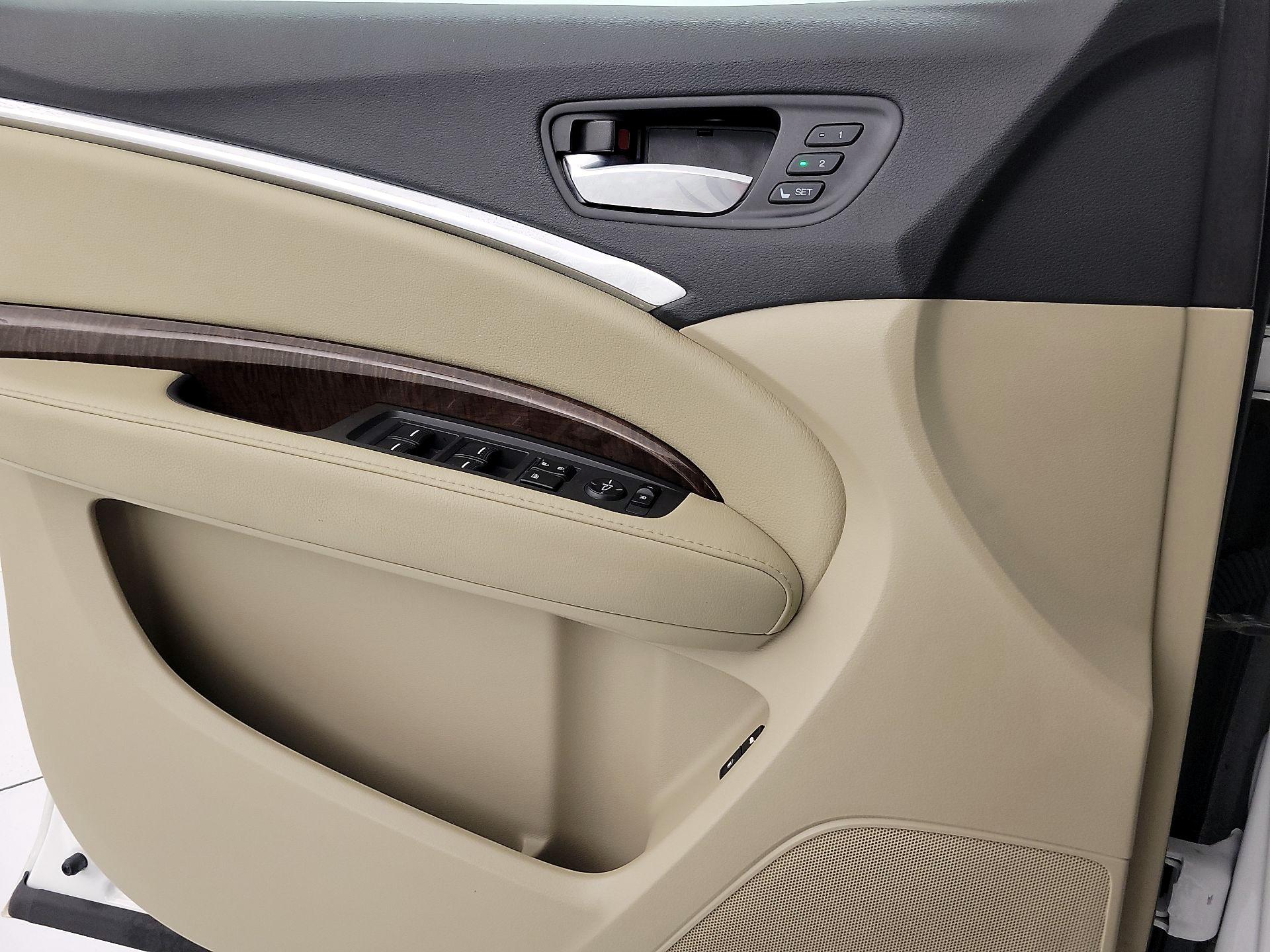 Thumbnail: 2020 Acura MDX - 12