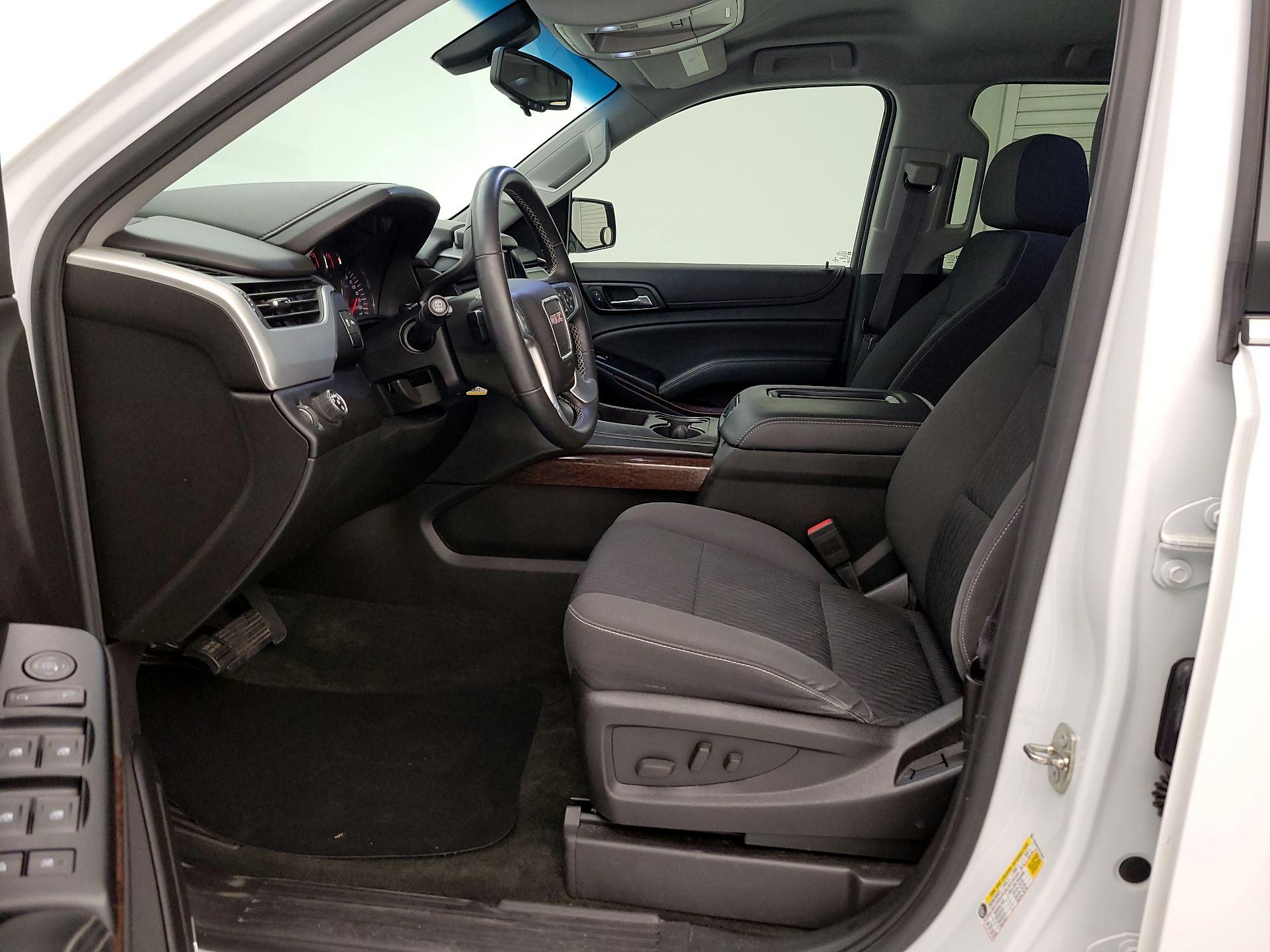 Thumbnail: 2015 GMC Yukon - 11