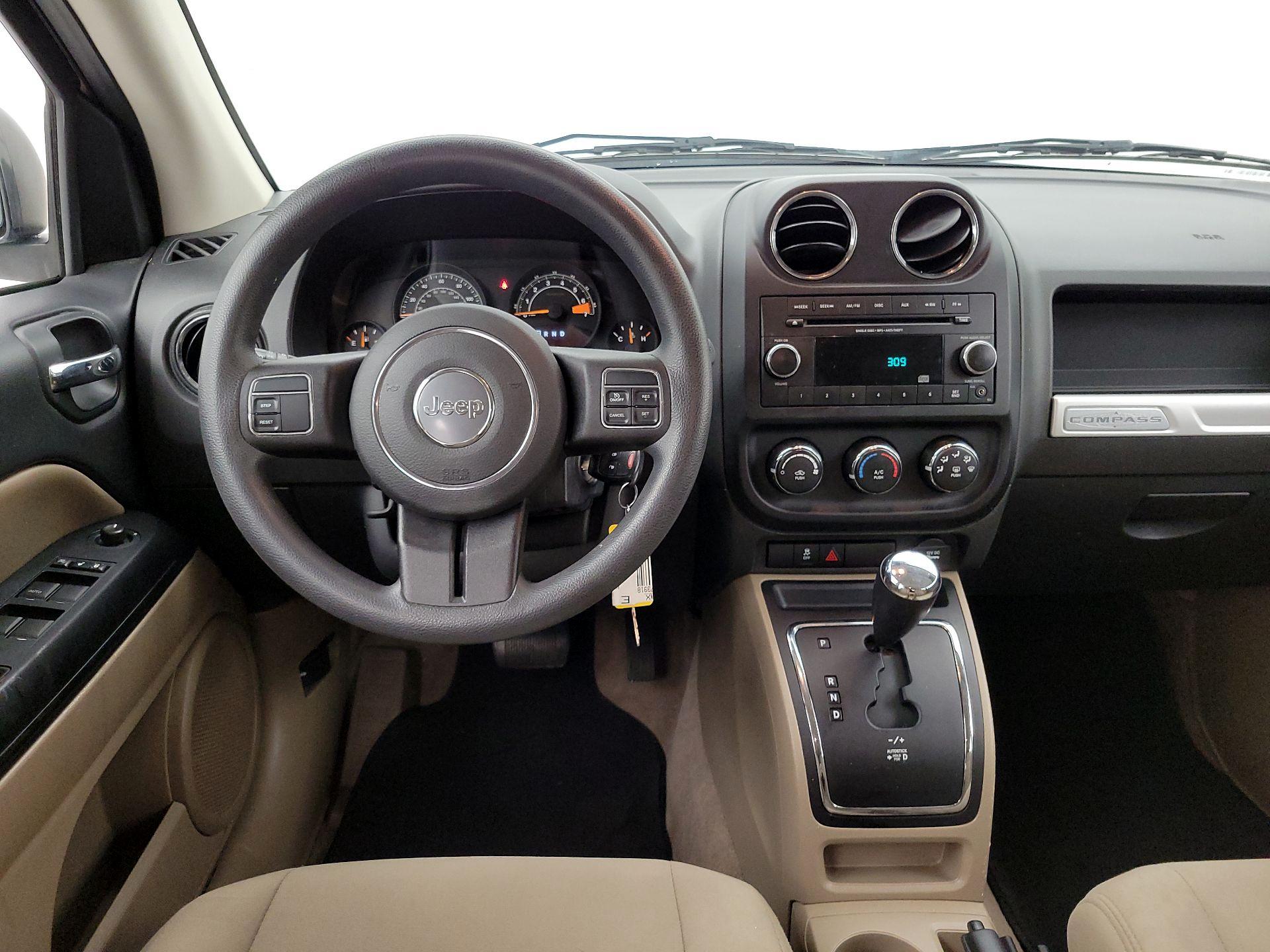 Thumbnail: 2014 Jeep Compass - 10