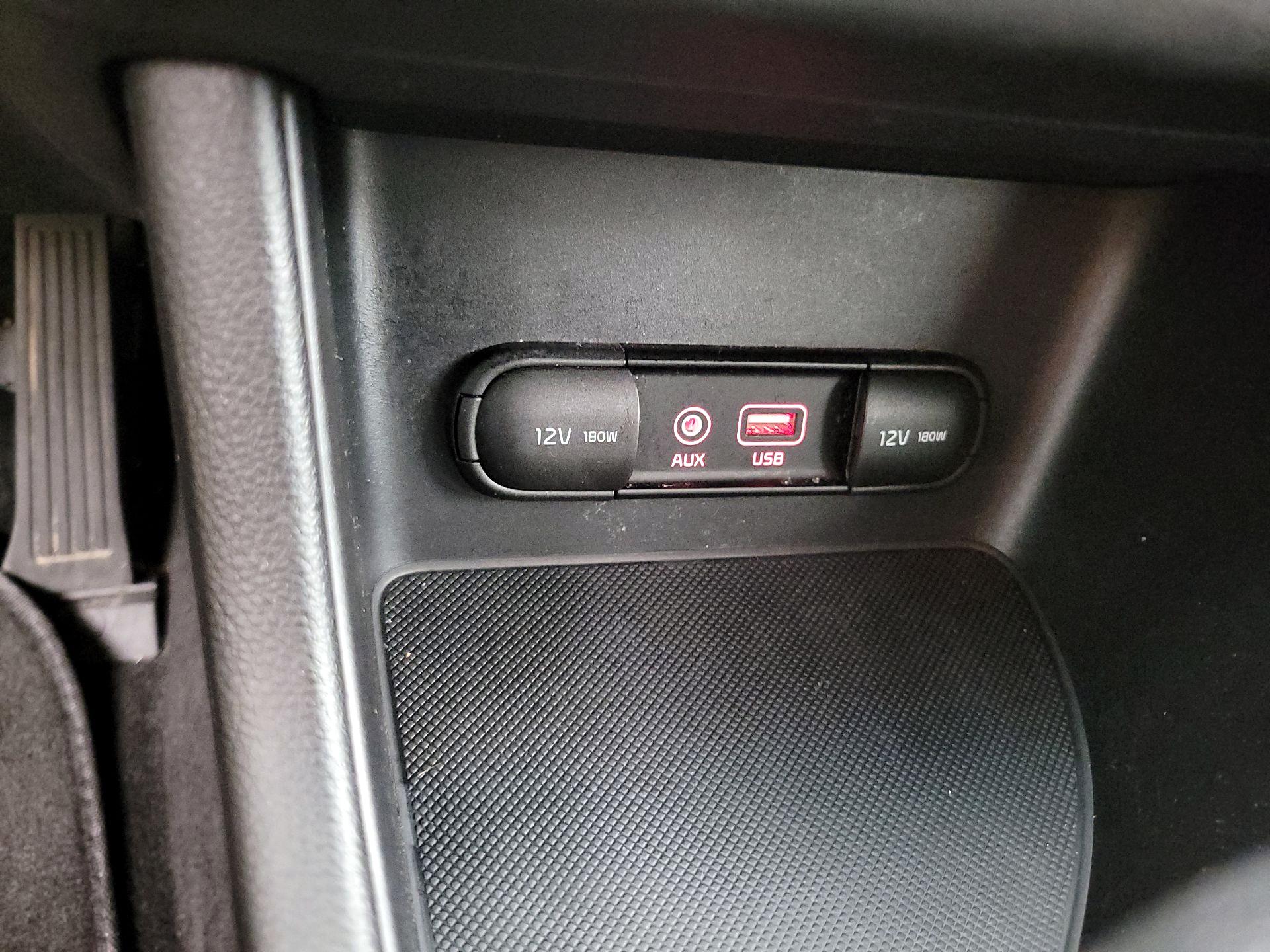 Thumbnail: 2018 Kia Sportage - 18