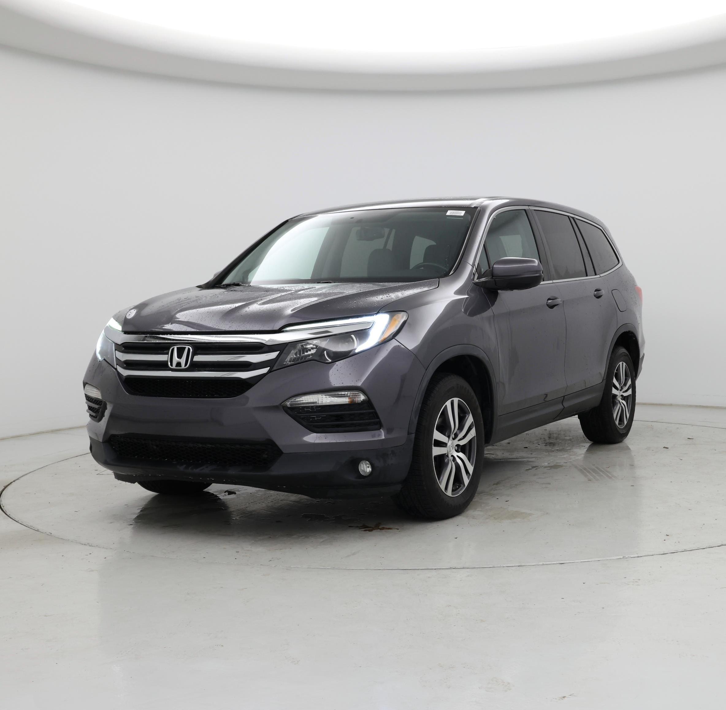Thumbnail: 2017 Honda Pilot - 4