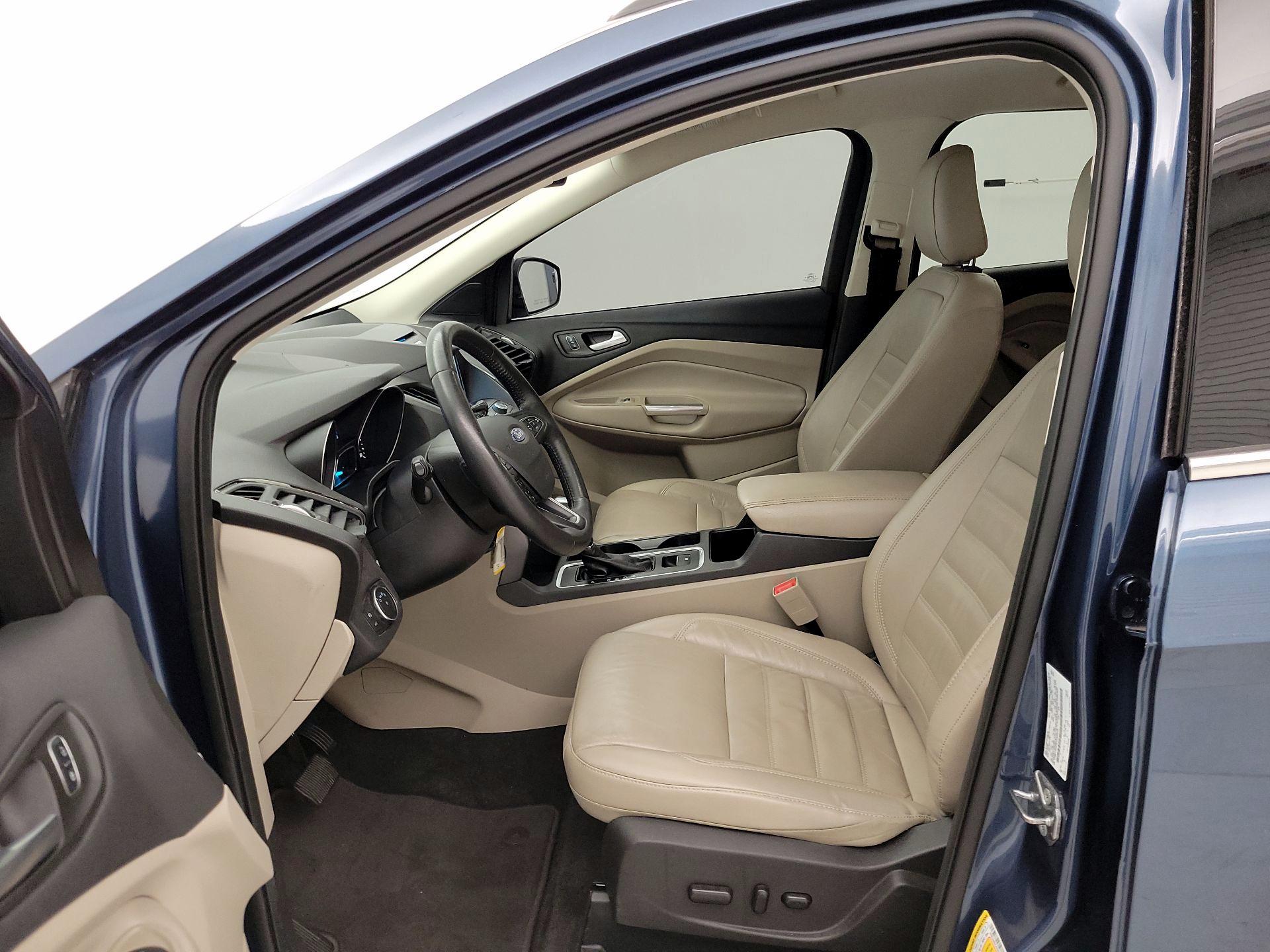 Thumbnail: 2018 Ford Escape - 11