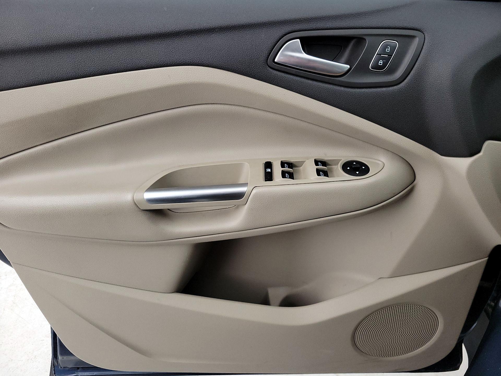 Thumbnail: 2018 Ford Escape - 12