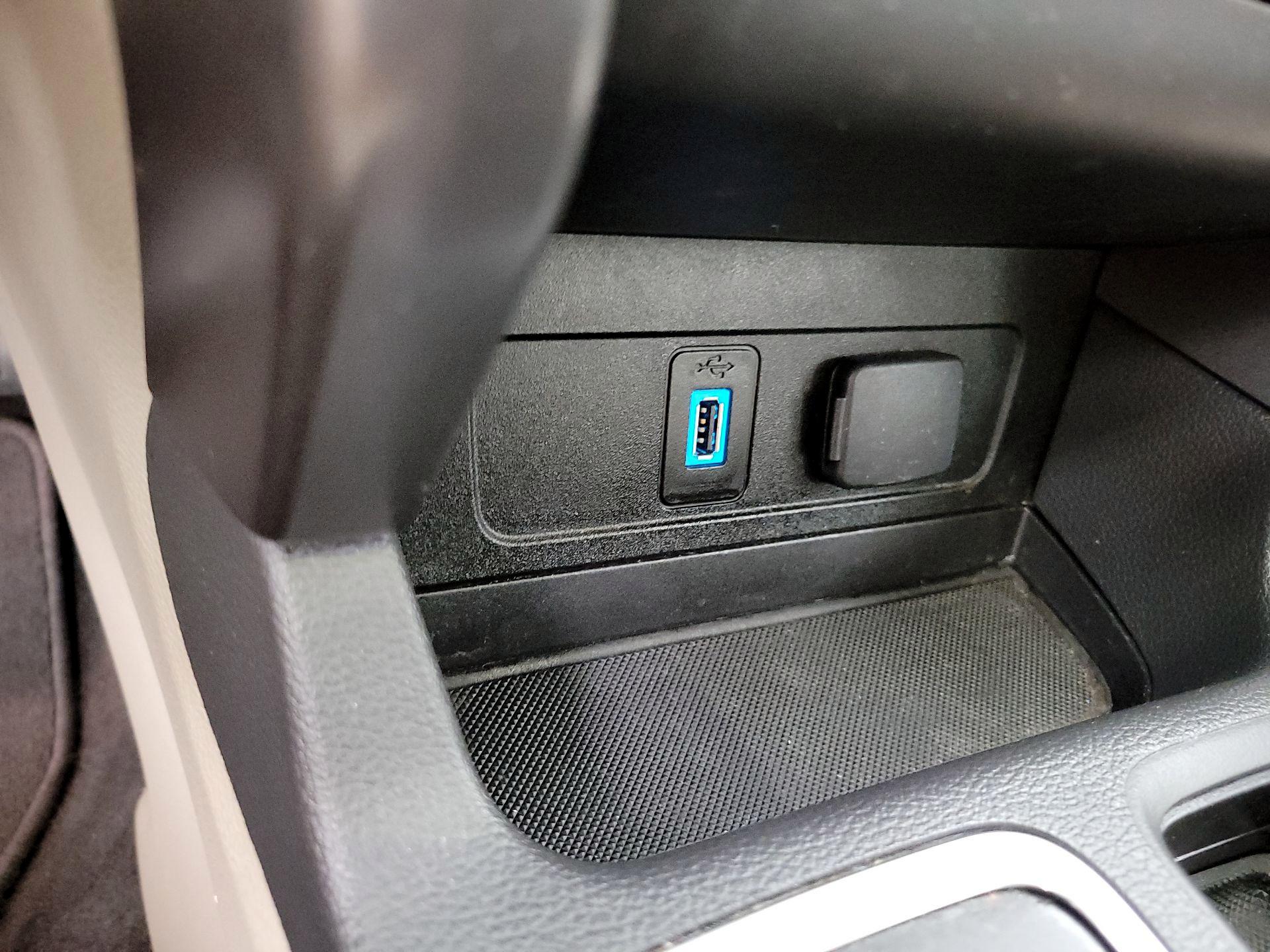 Thumbnail: 2018 Ford Escape - 19