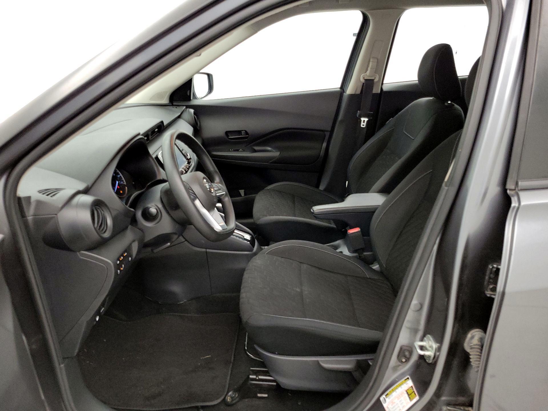 Thumbnail: 2021 Nissan Kicks - 11