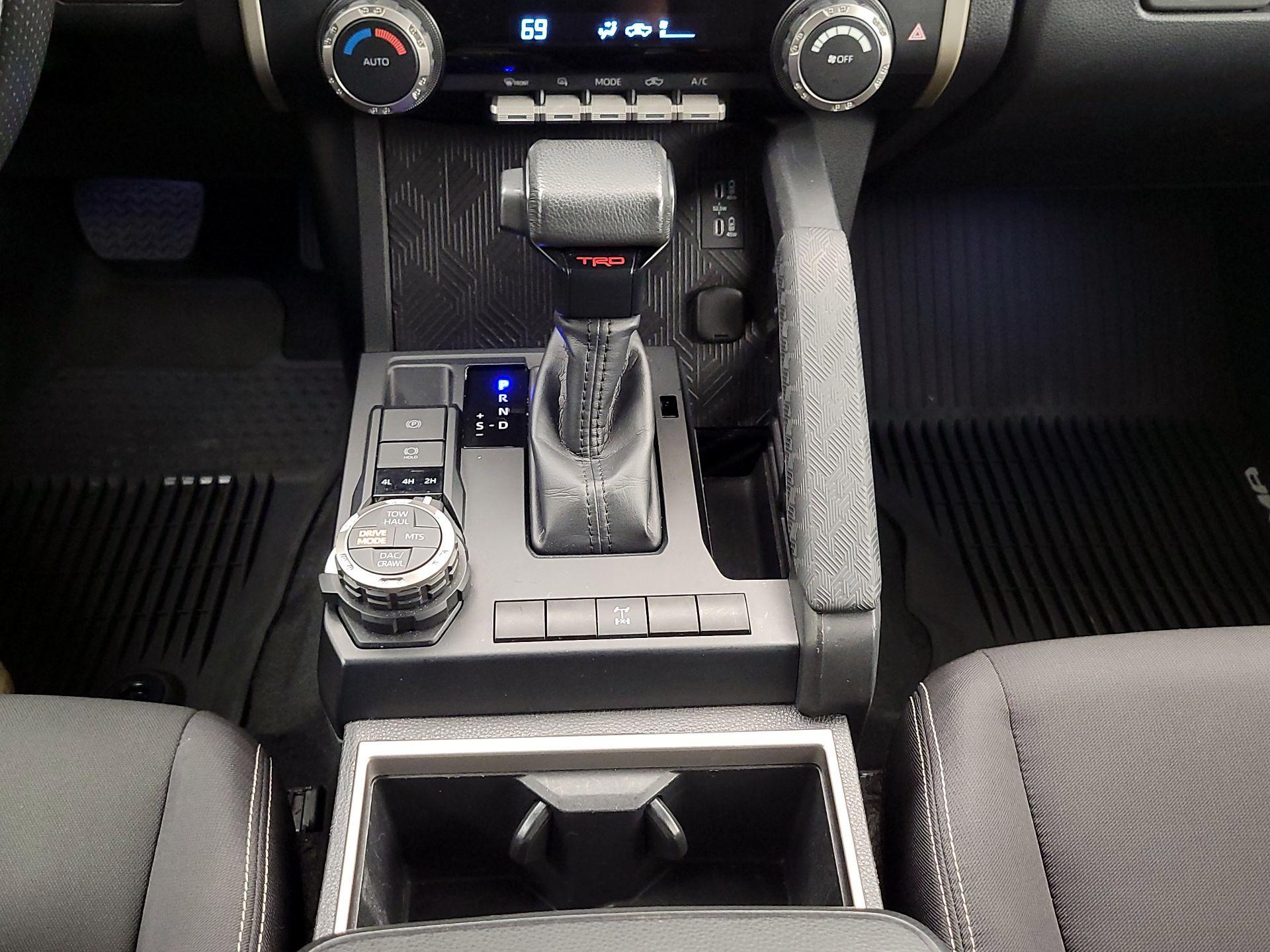 Thumbnail: 2024 Toyota Tacoma - 17