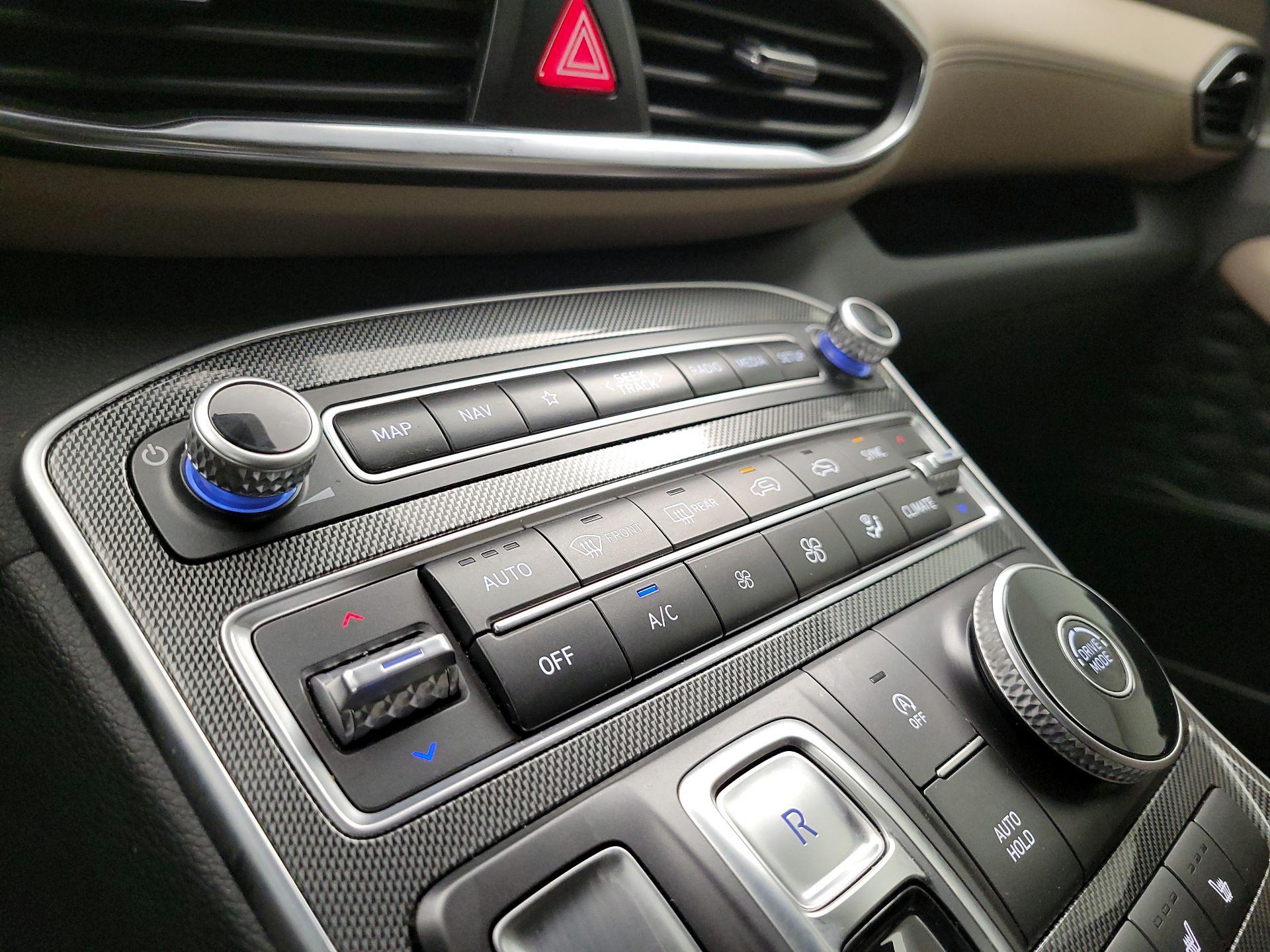 Thumbnail: 2023 Hyundai Santa Fe - 17