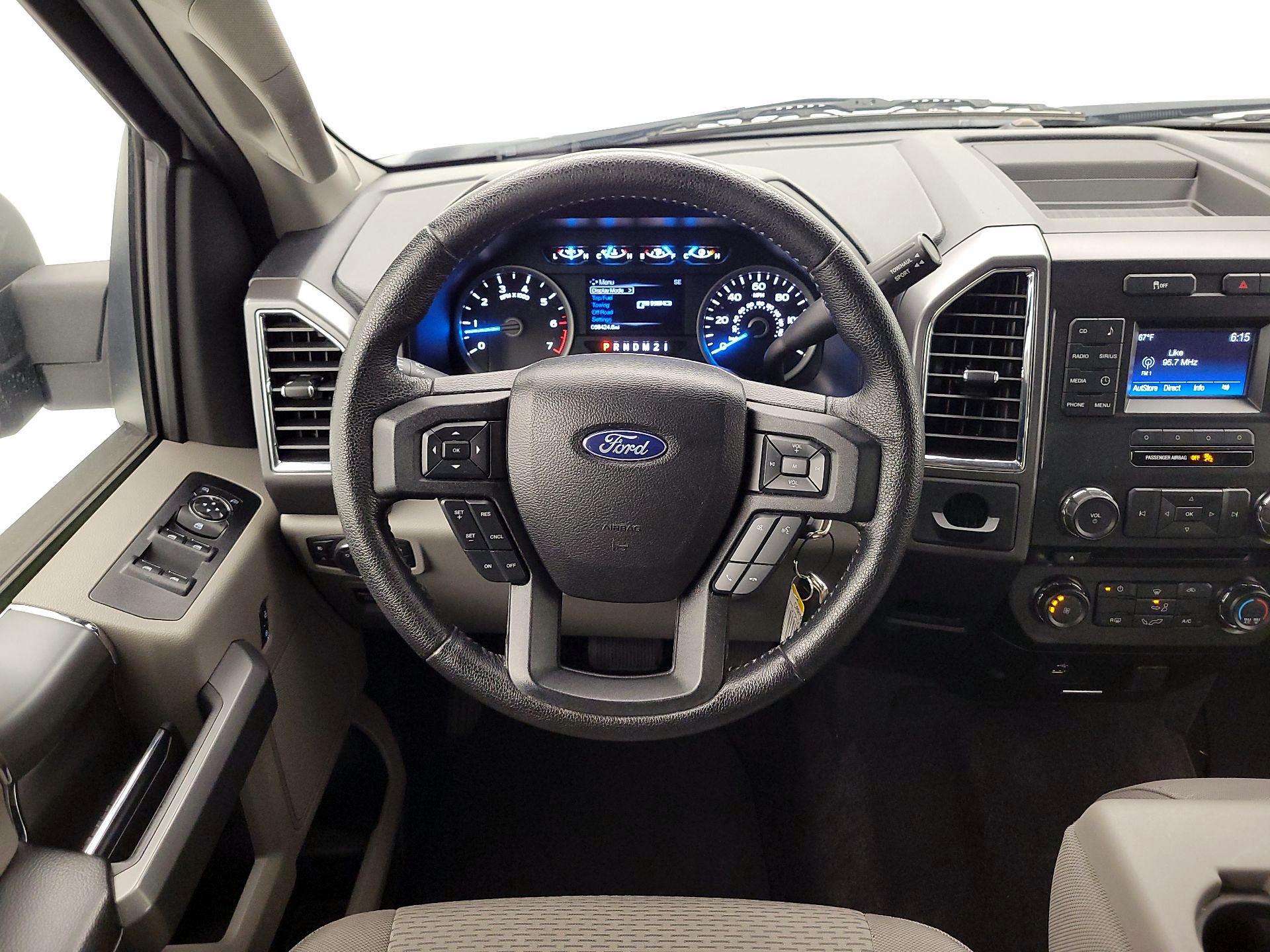 Thumbnail: 2016 Ford F-150 - 10