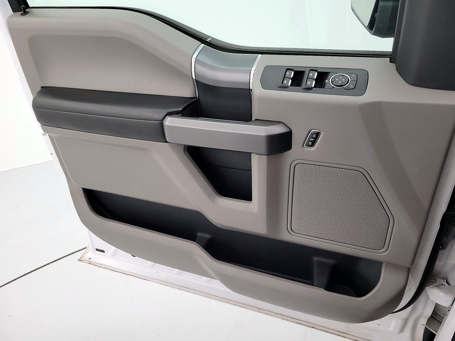 Thumbnail: 2016 Ford F-150 - 12