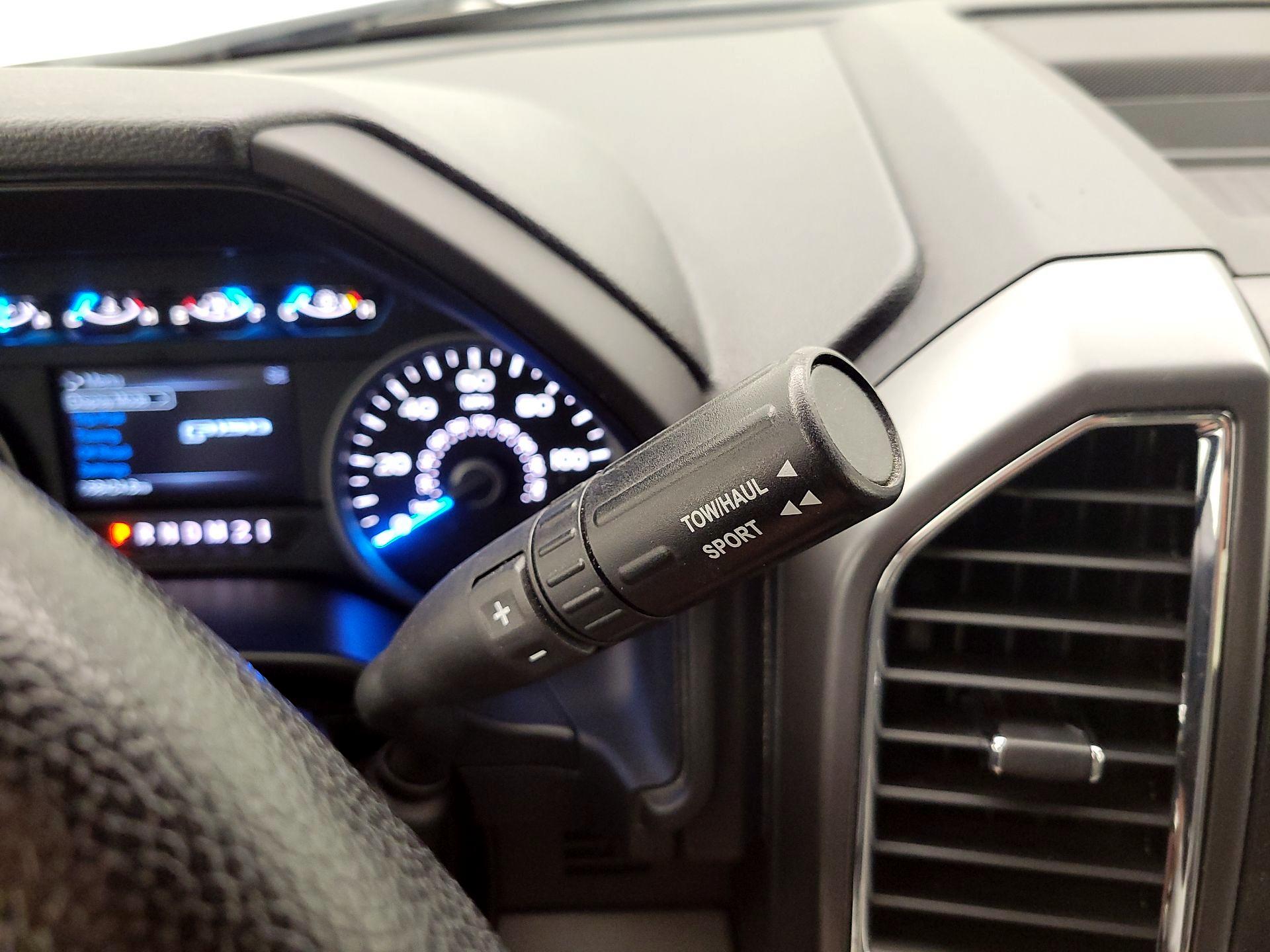 Thumbnail: 2016 Ford F-150 - 17